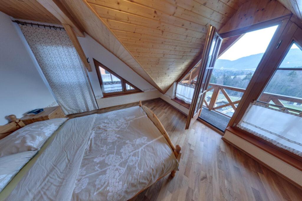 Three-Bedroom Apartment photo 1