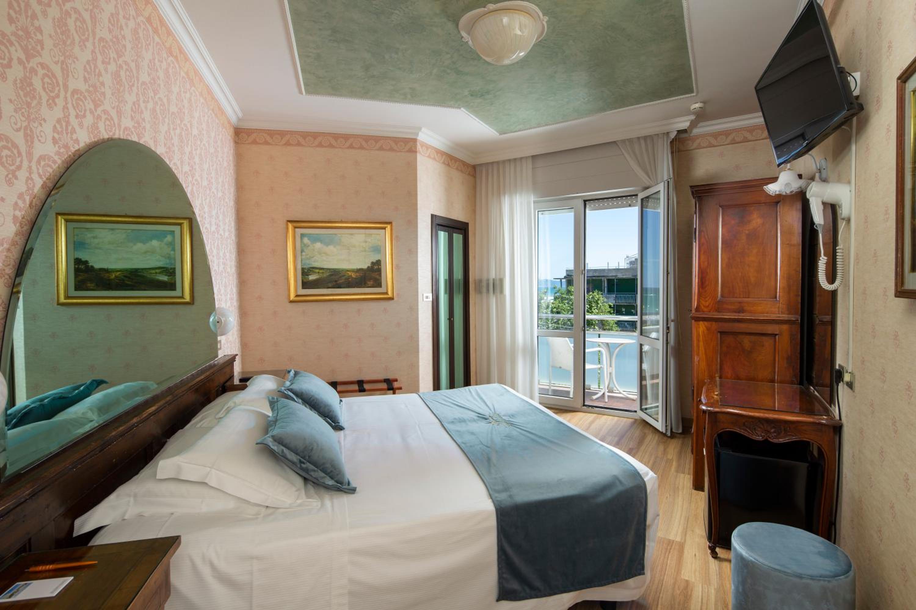 Economy Double Room with Sea View photo 1