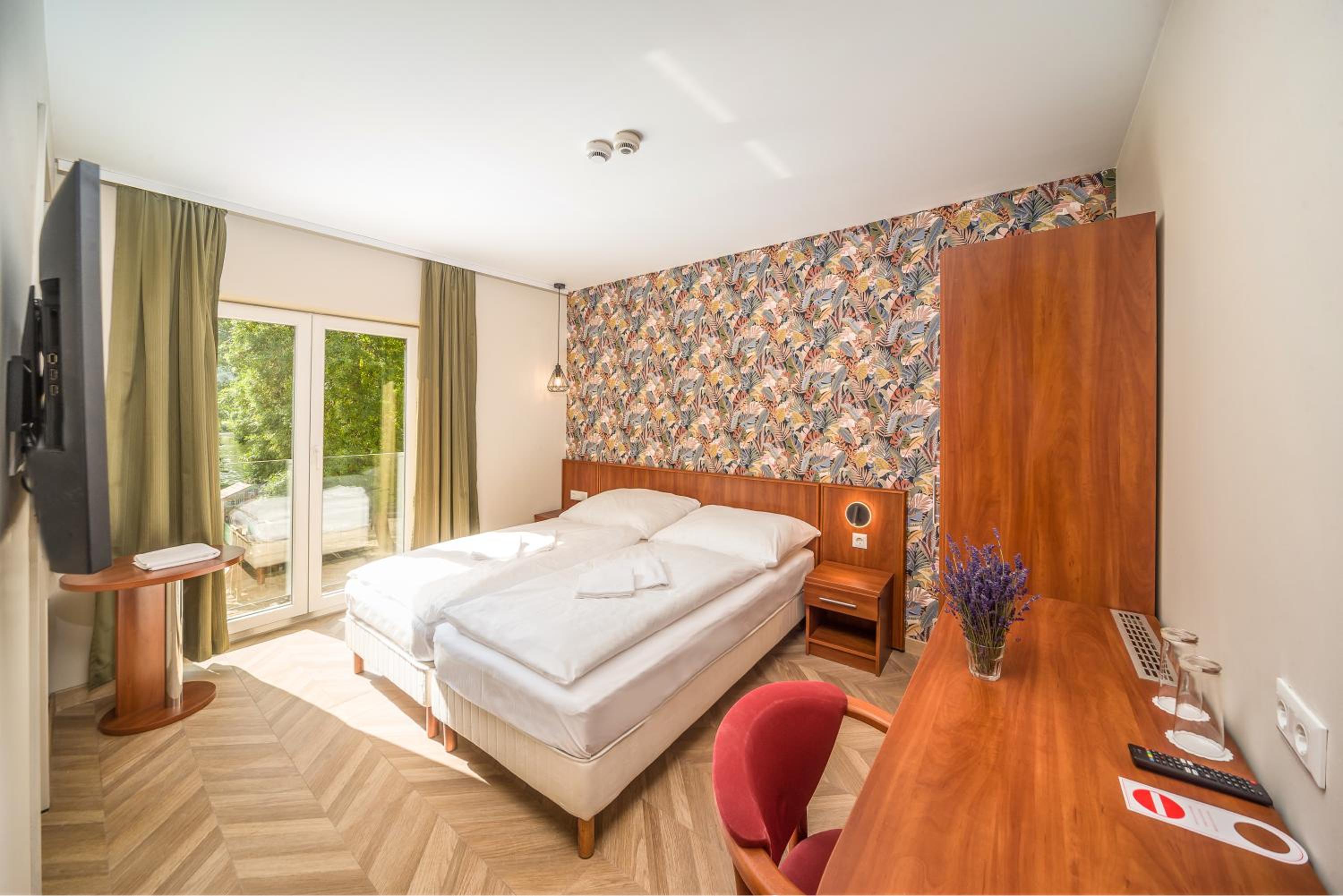 Double or Twin Room with Harbor View