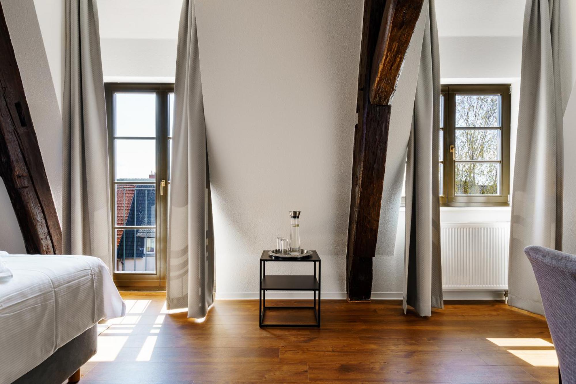 Double Room - Photo 6