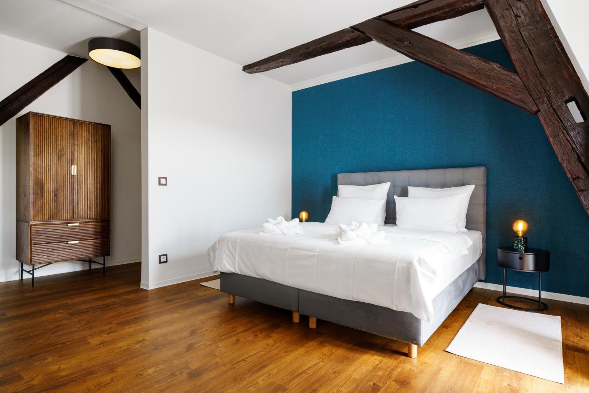 Double Room - Photo 7