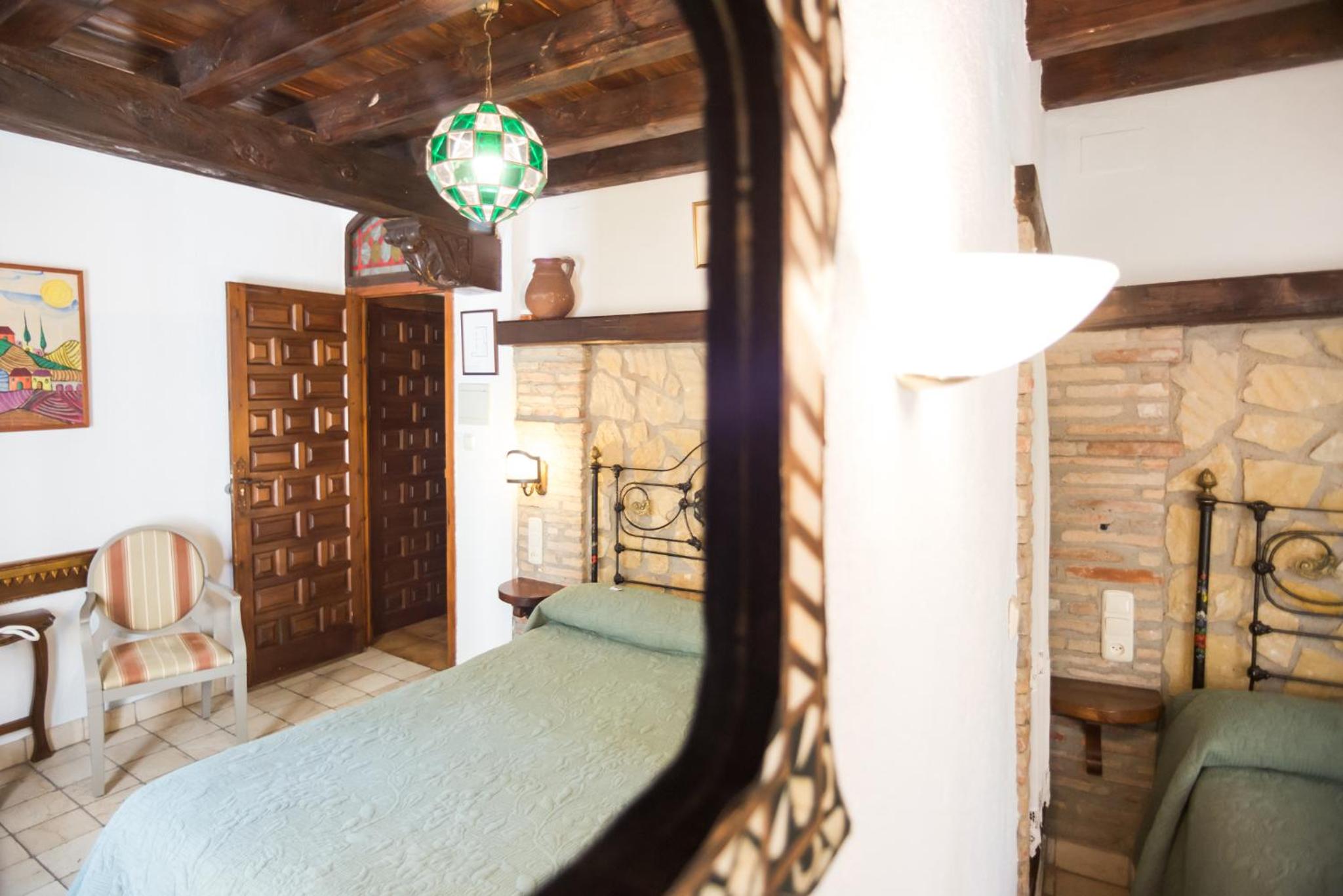 Standard Double or Twin Room photo 3