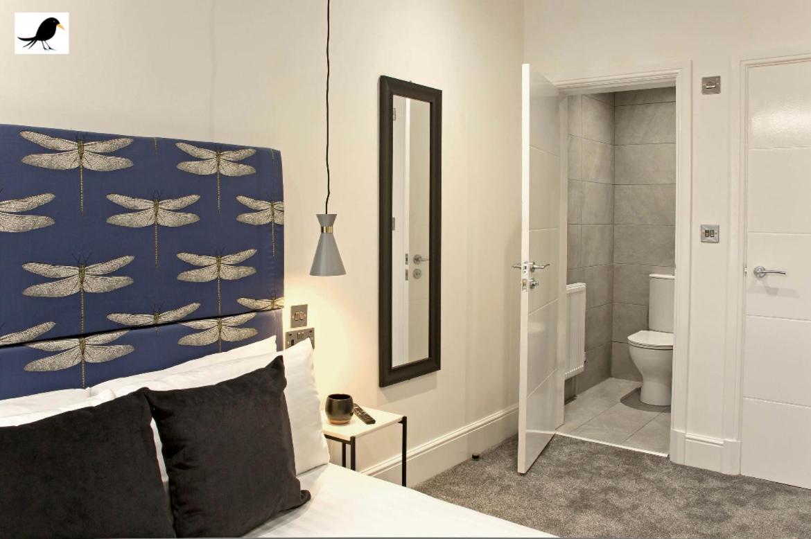 One-Bedroom Apartment - Photo 15