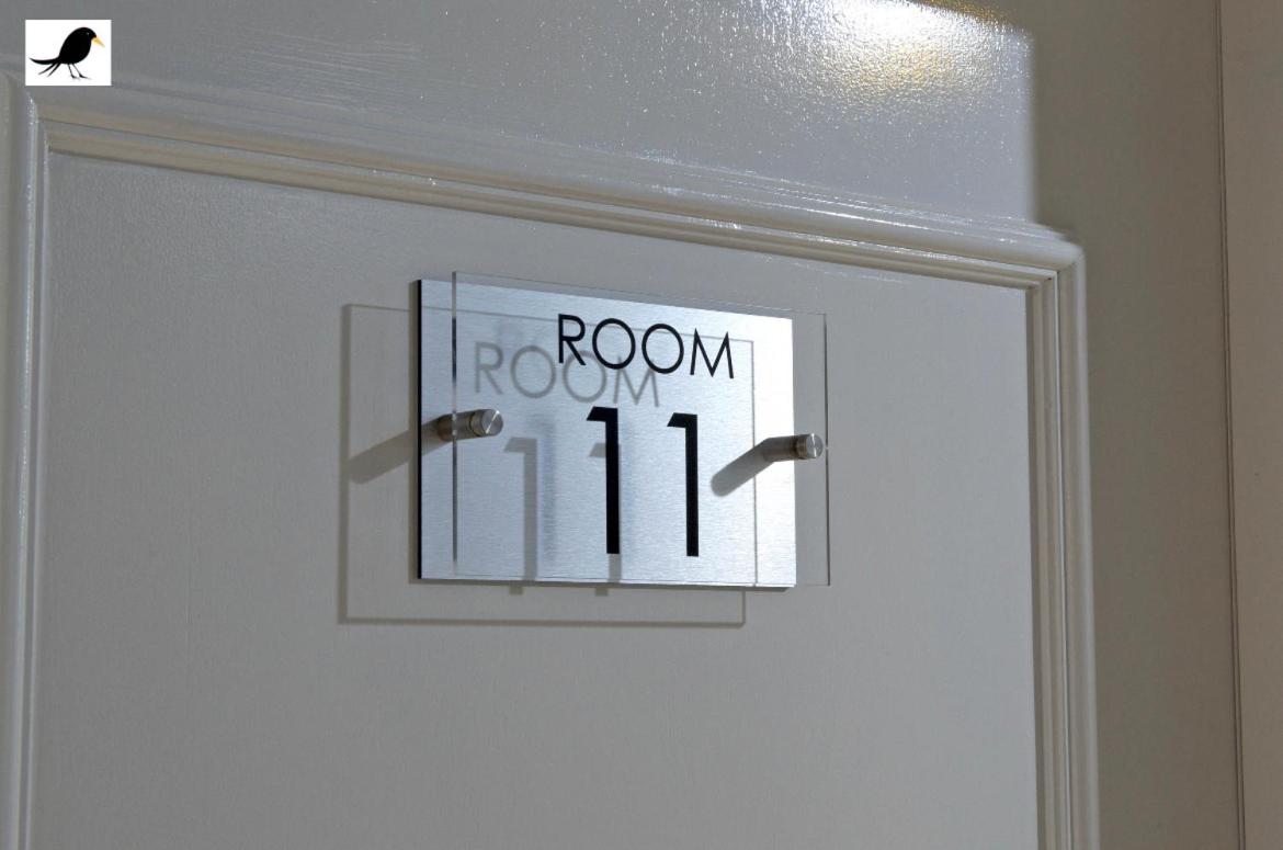 One-Bedroom Apartment - Photo 12
