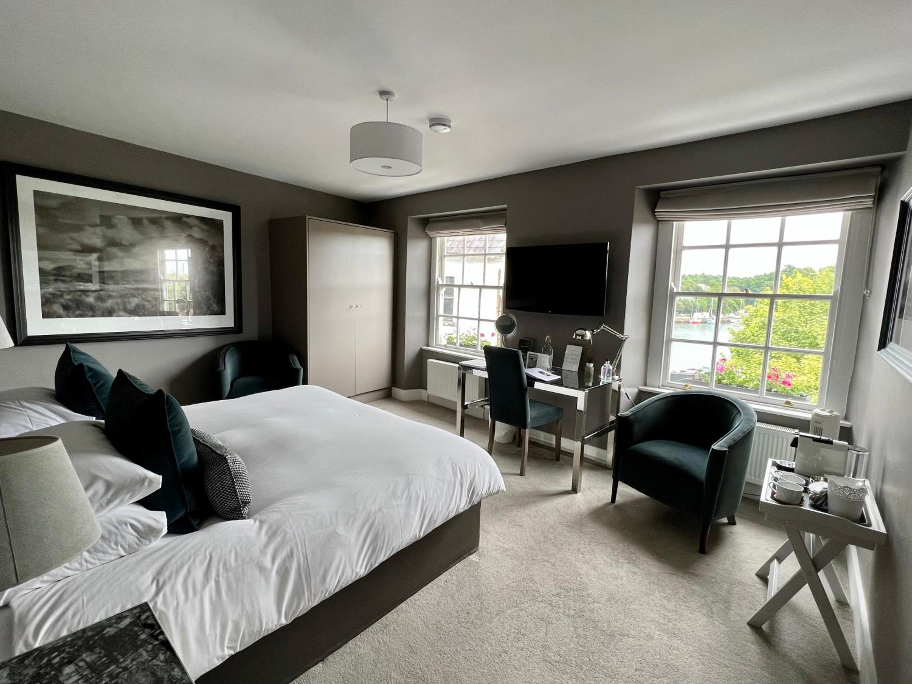 Superior Double or Twin Room with Sea View
