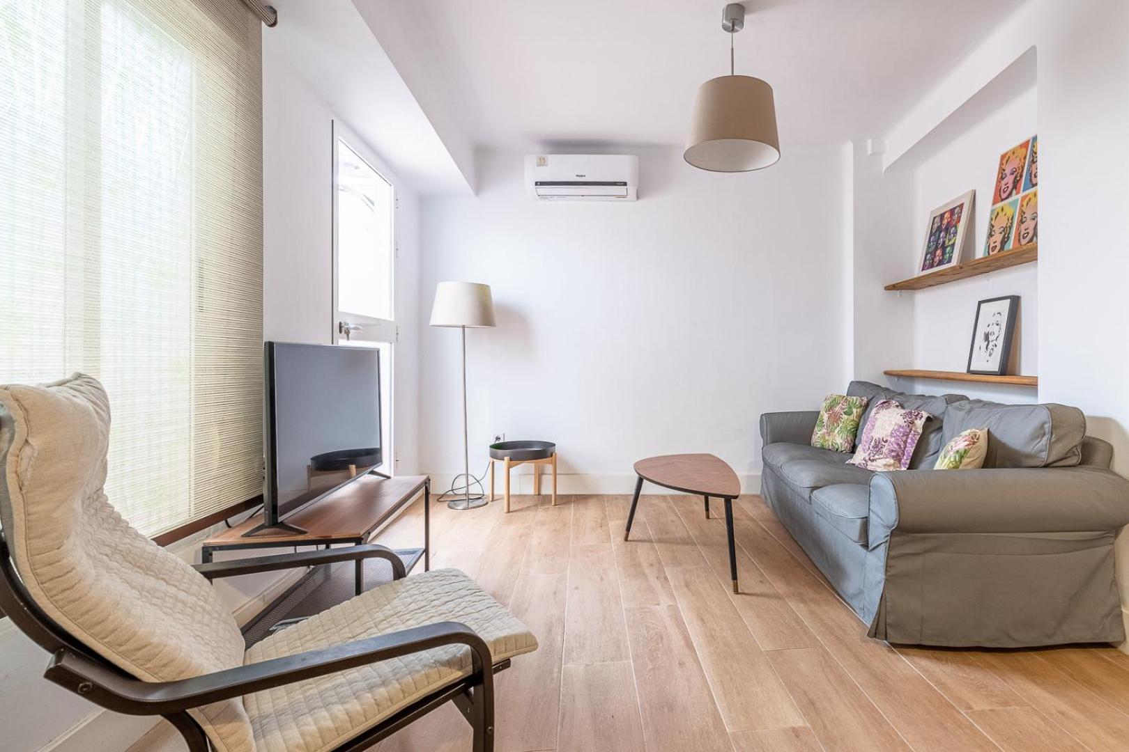 Apartamento con Balcón