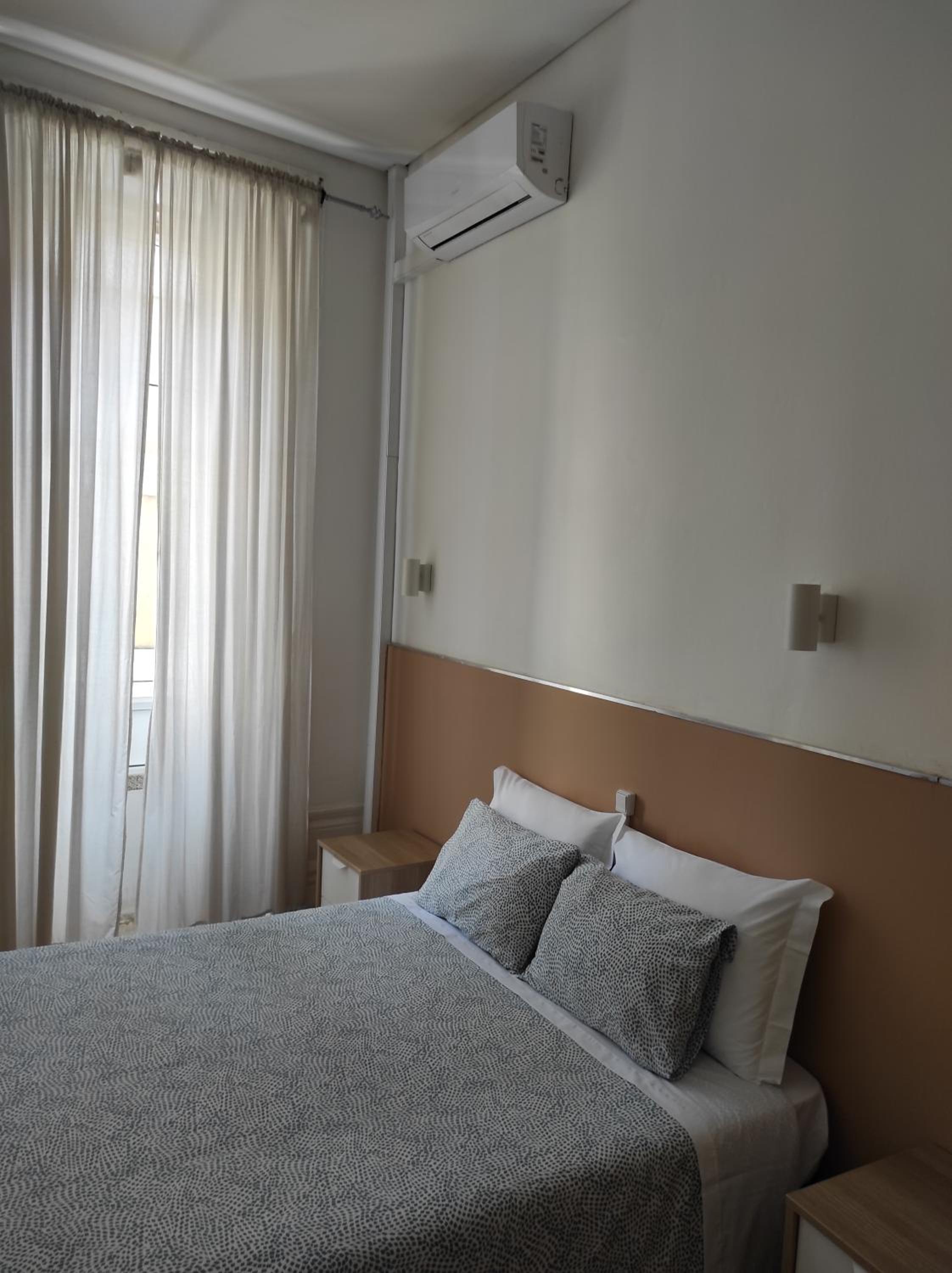 Double Room - Photo 2