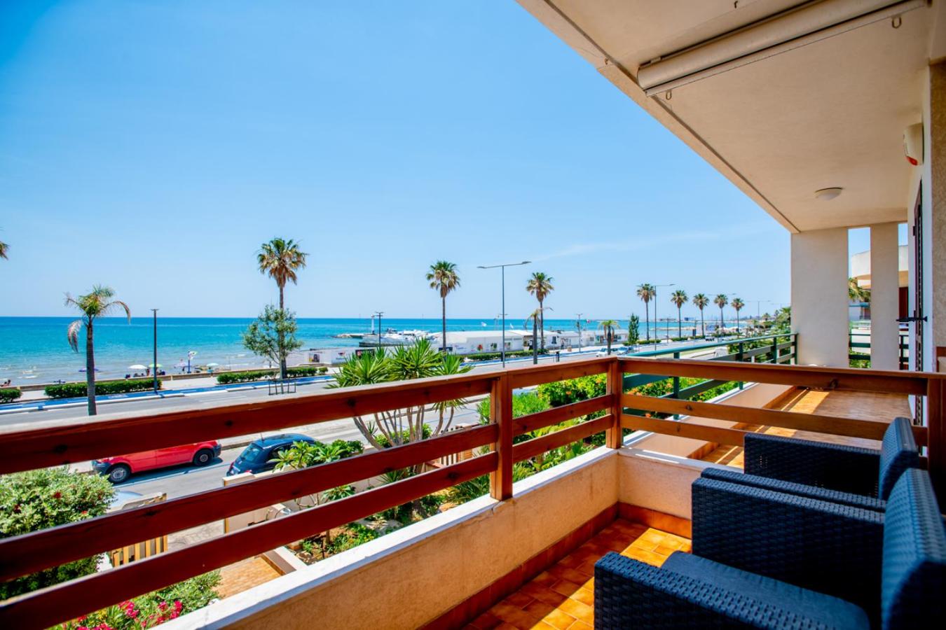 Apartment with Sea View photo 3