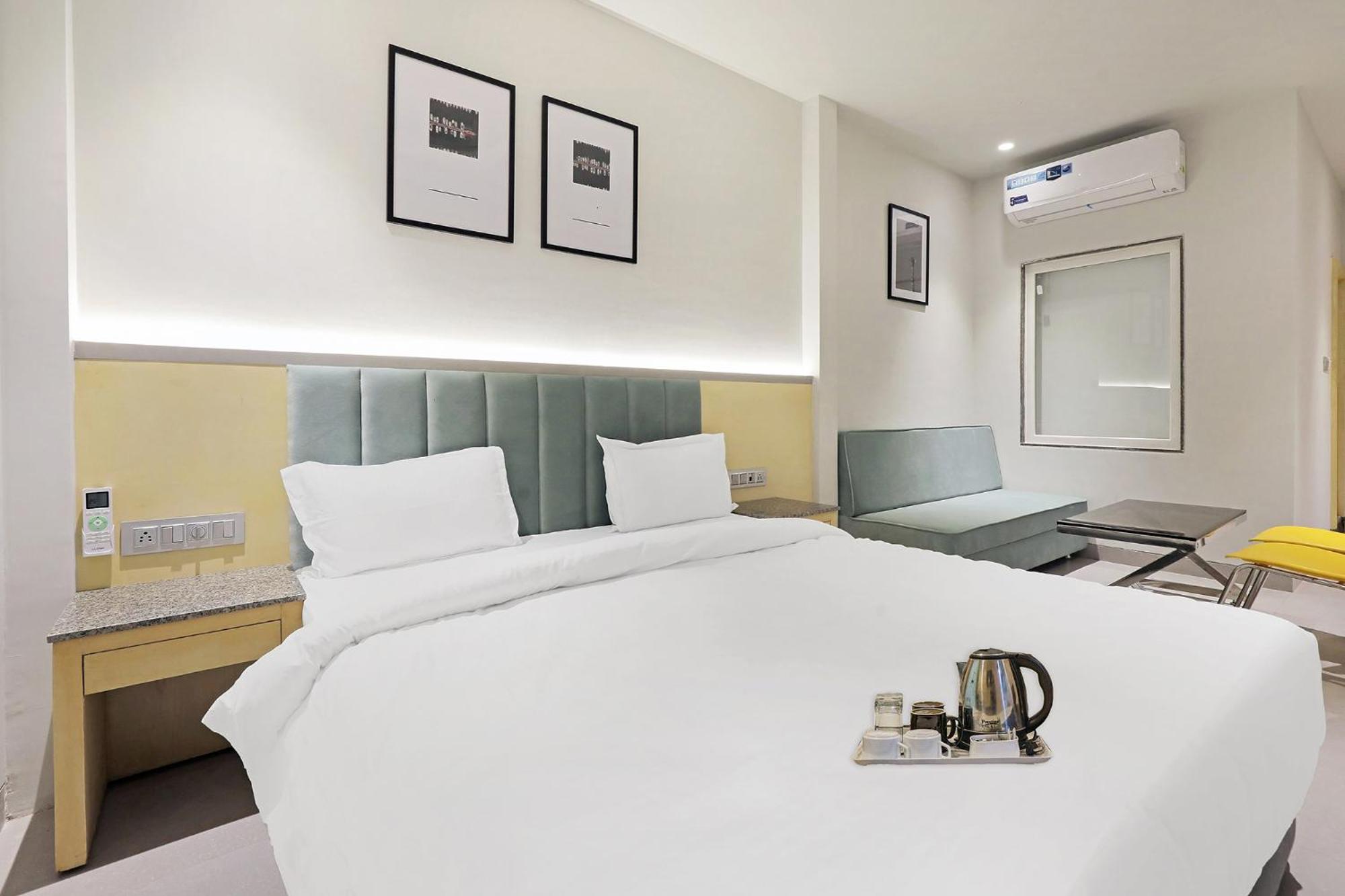 Deluxe Room - Photo 1