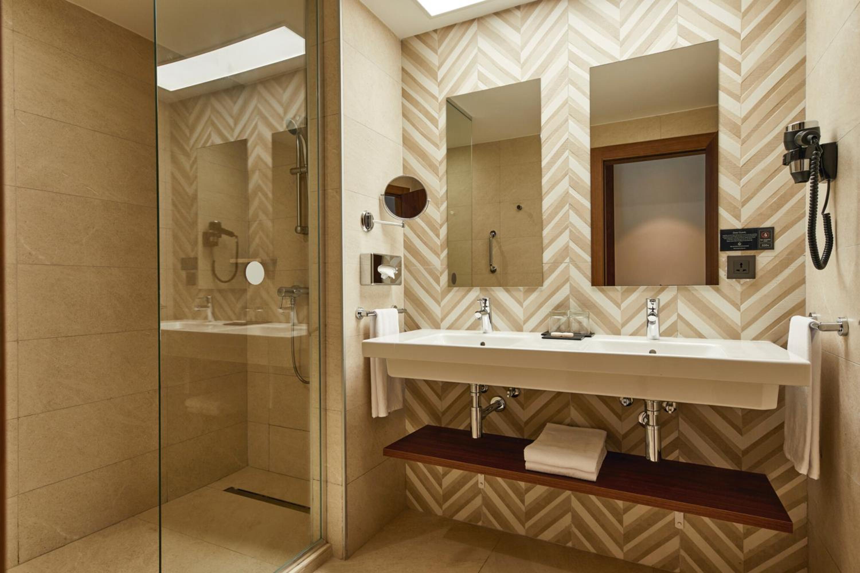 Double Room Lateral Sea View - Photo 4
