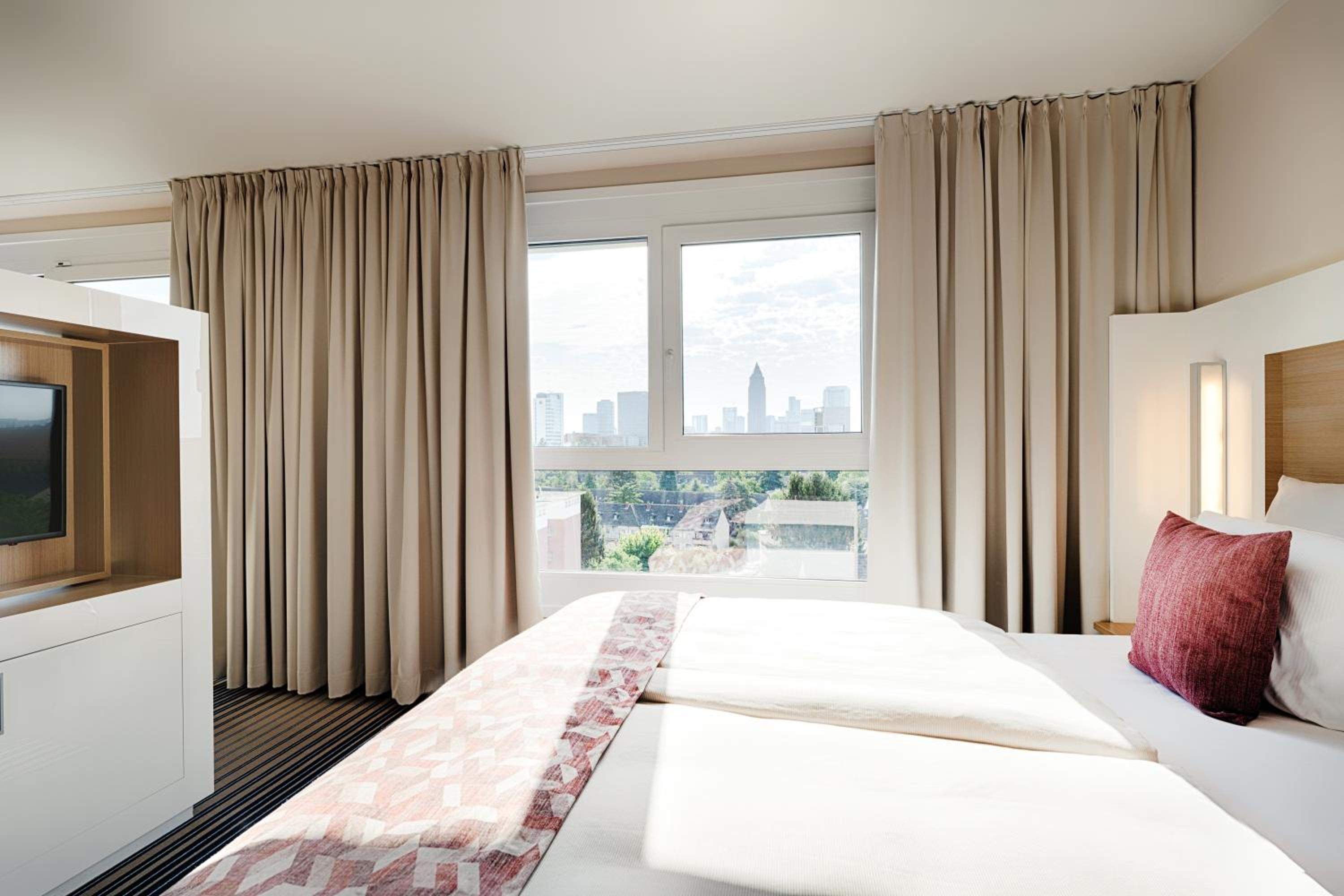 Twin Junior Suite with Sofa Bed and Bath Tub