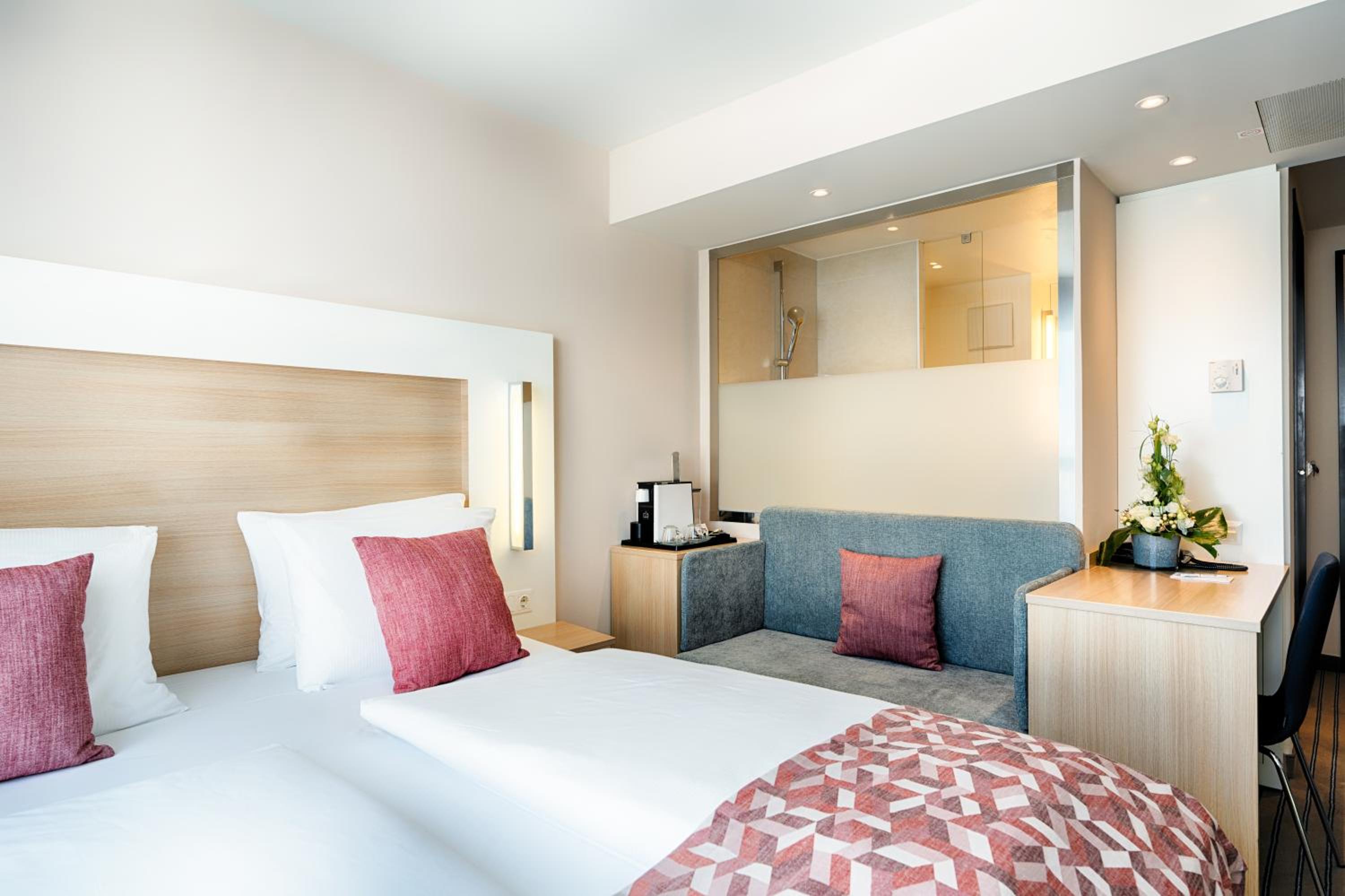 Superior Queen Room