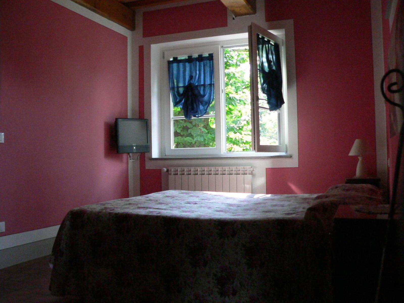 Apartment With Mountain View photo 1