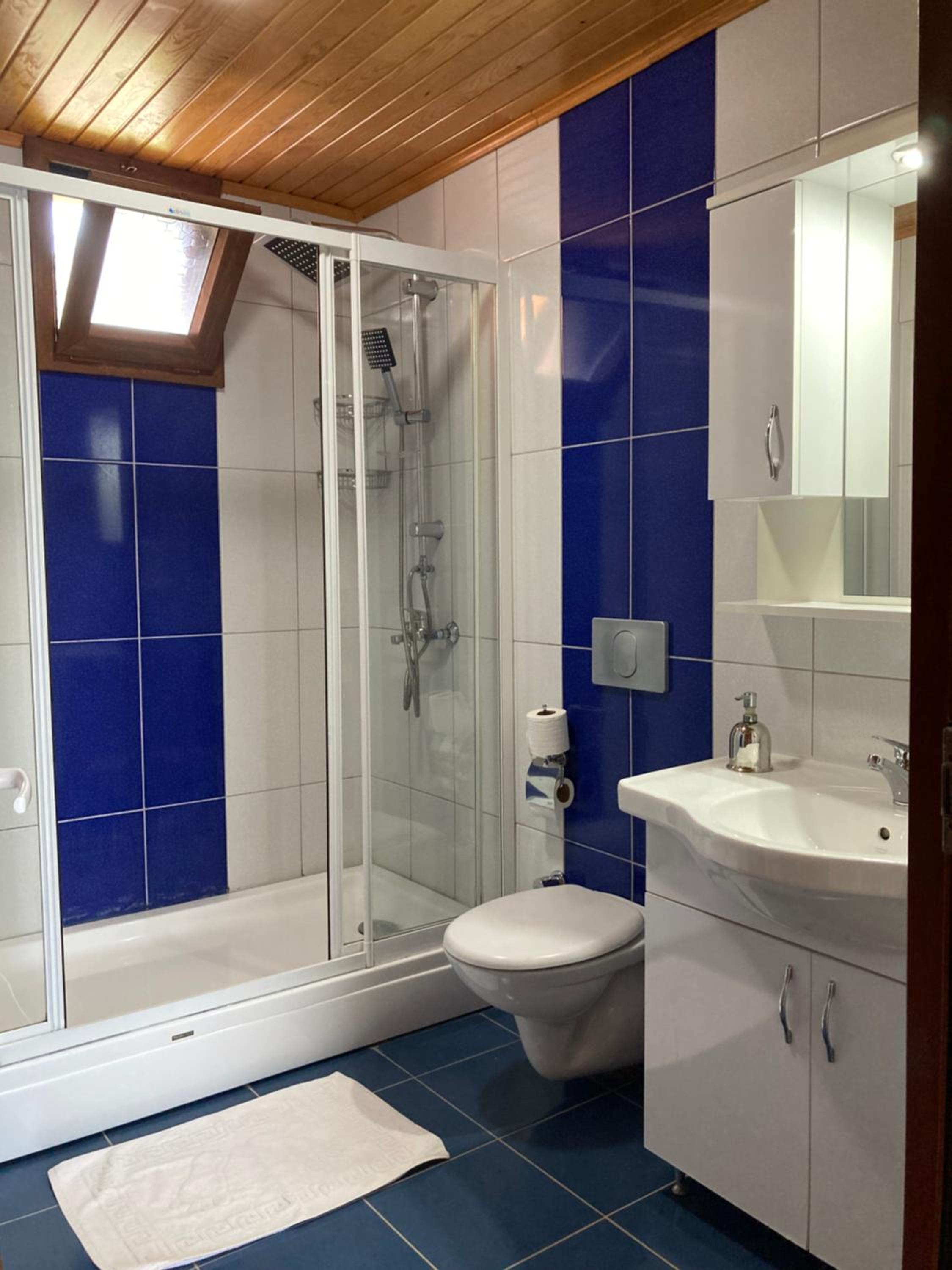 Comfort Triple Room photo 2