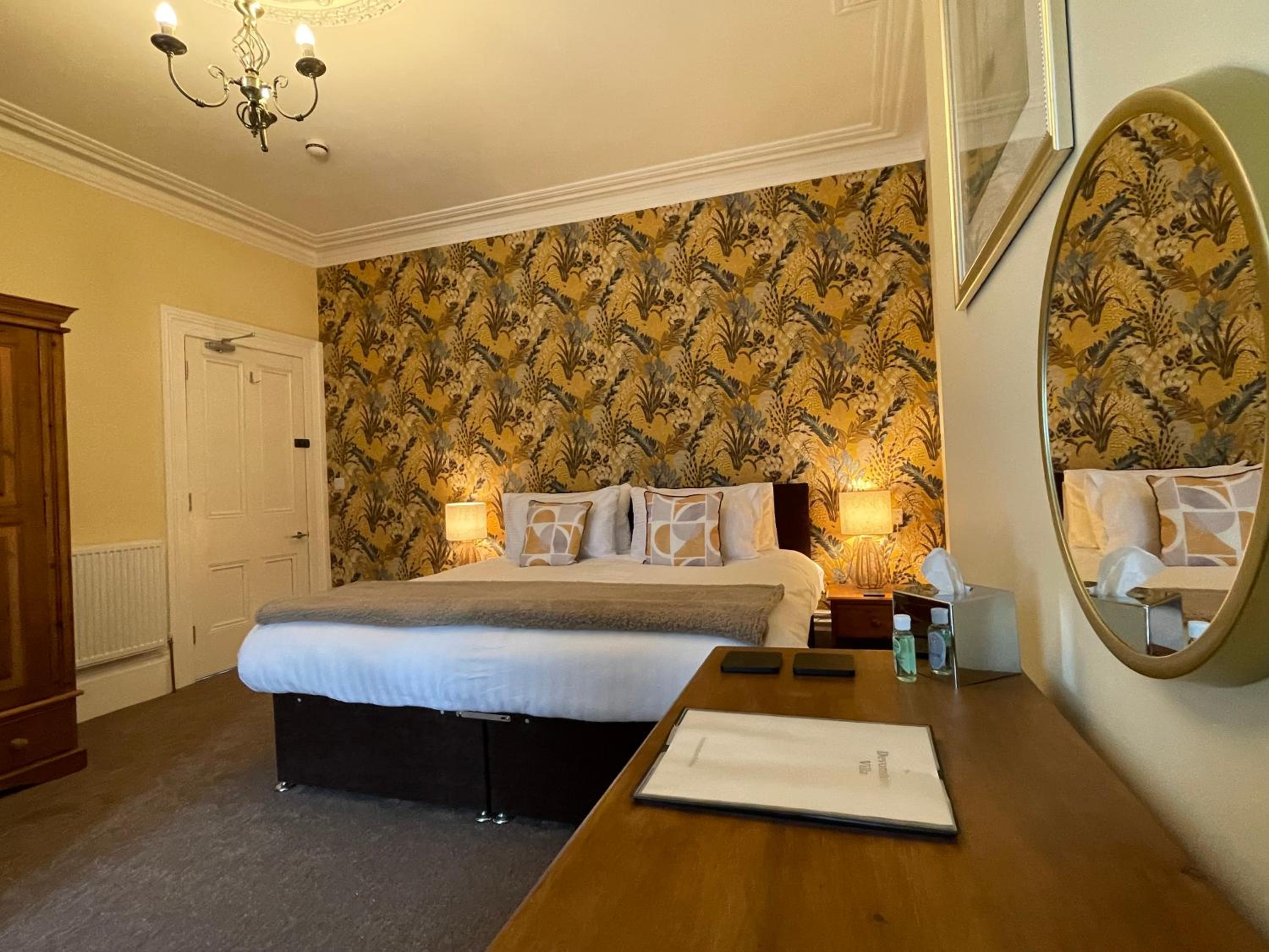 Double or Twin Room - Photo 1