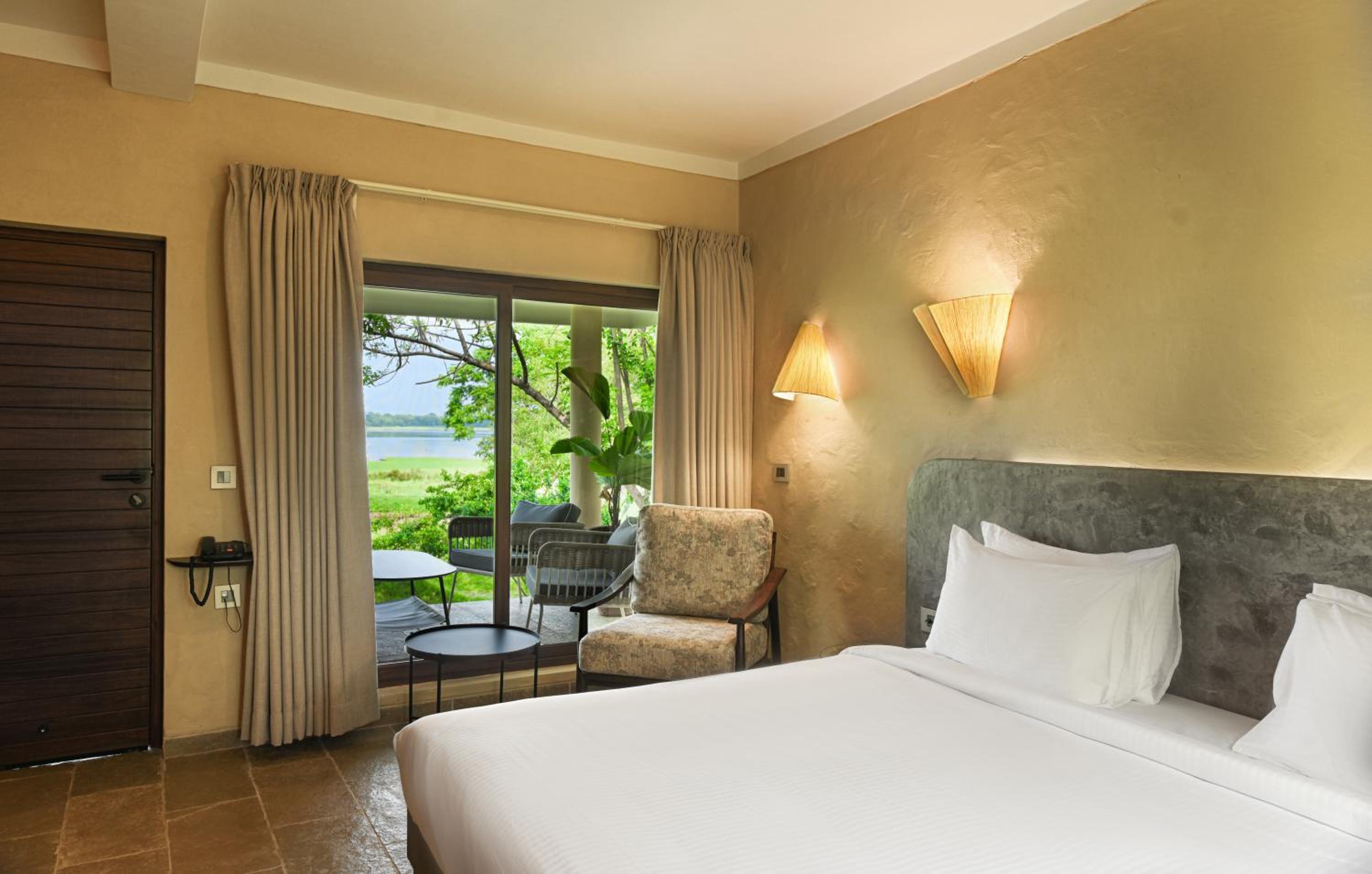 Double Room With Lake View photo 2