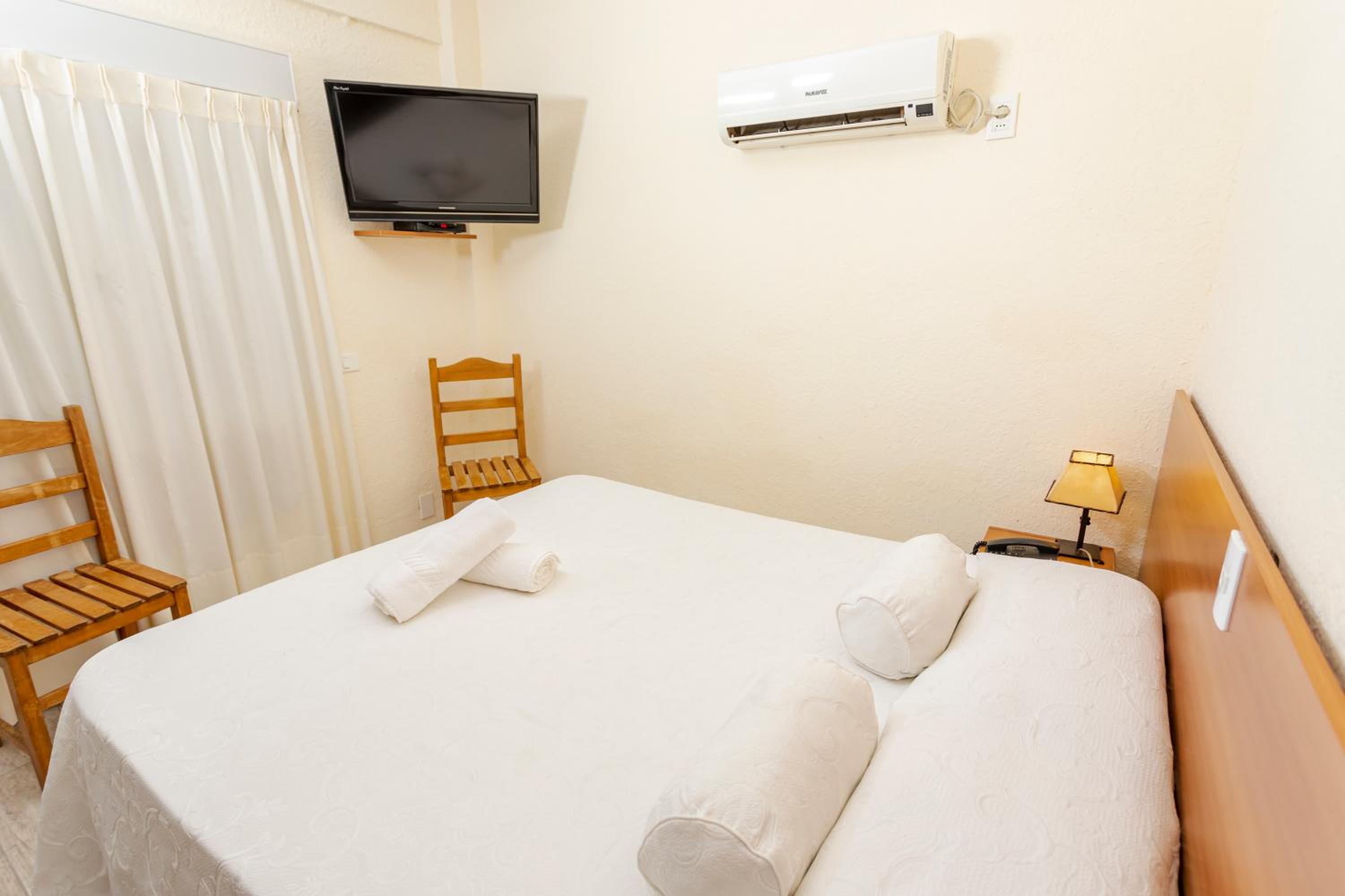Standard Double Room photo 1