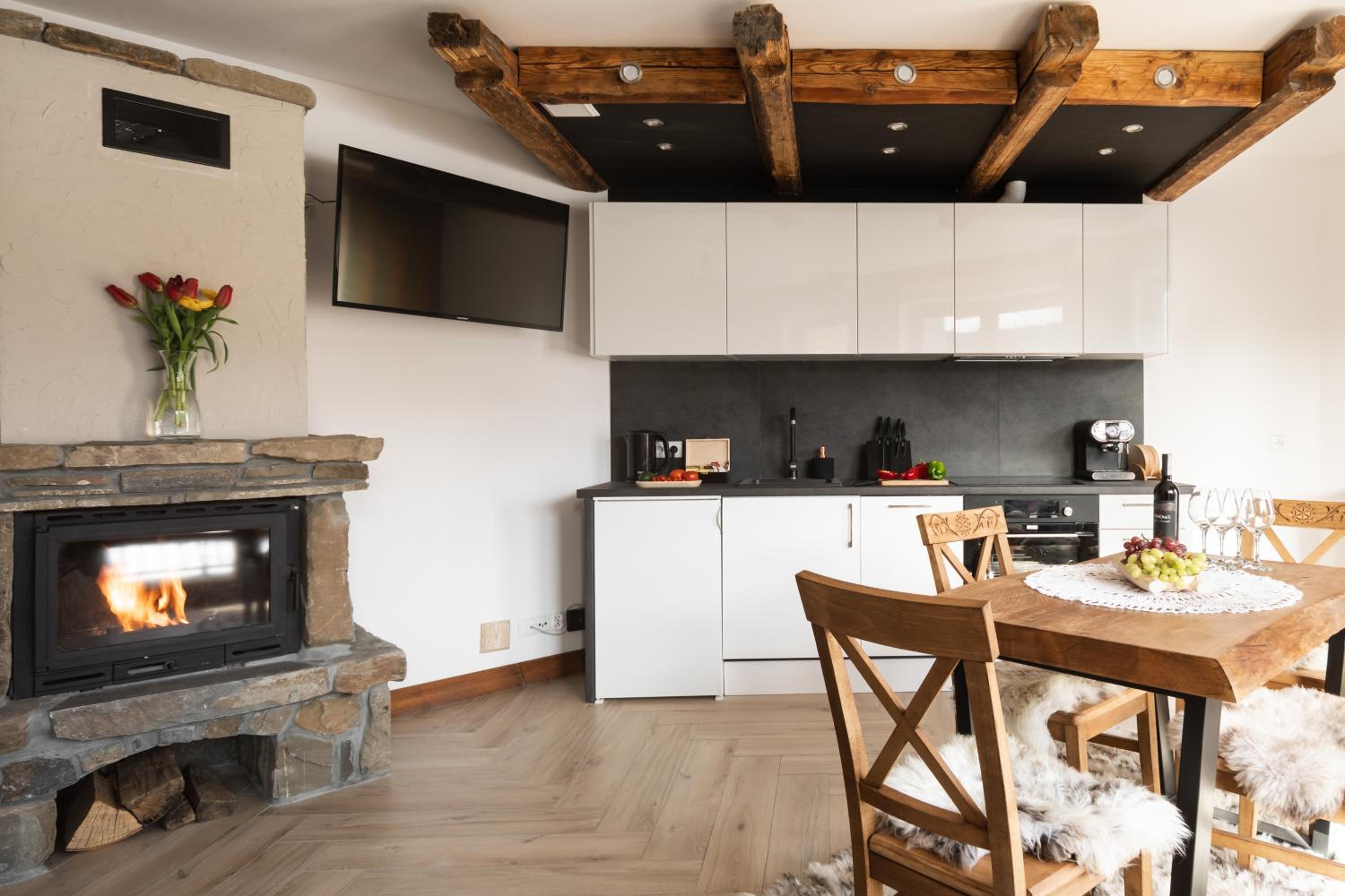 Apartment - Photo 6