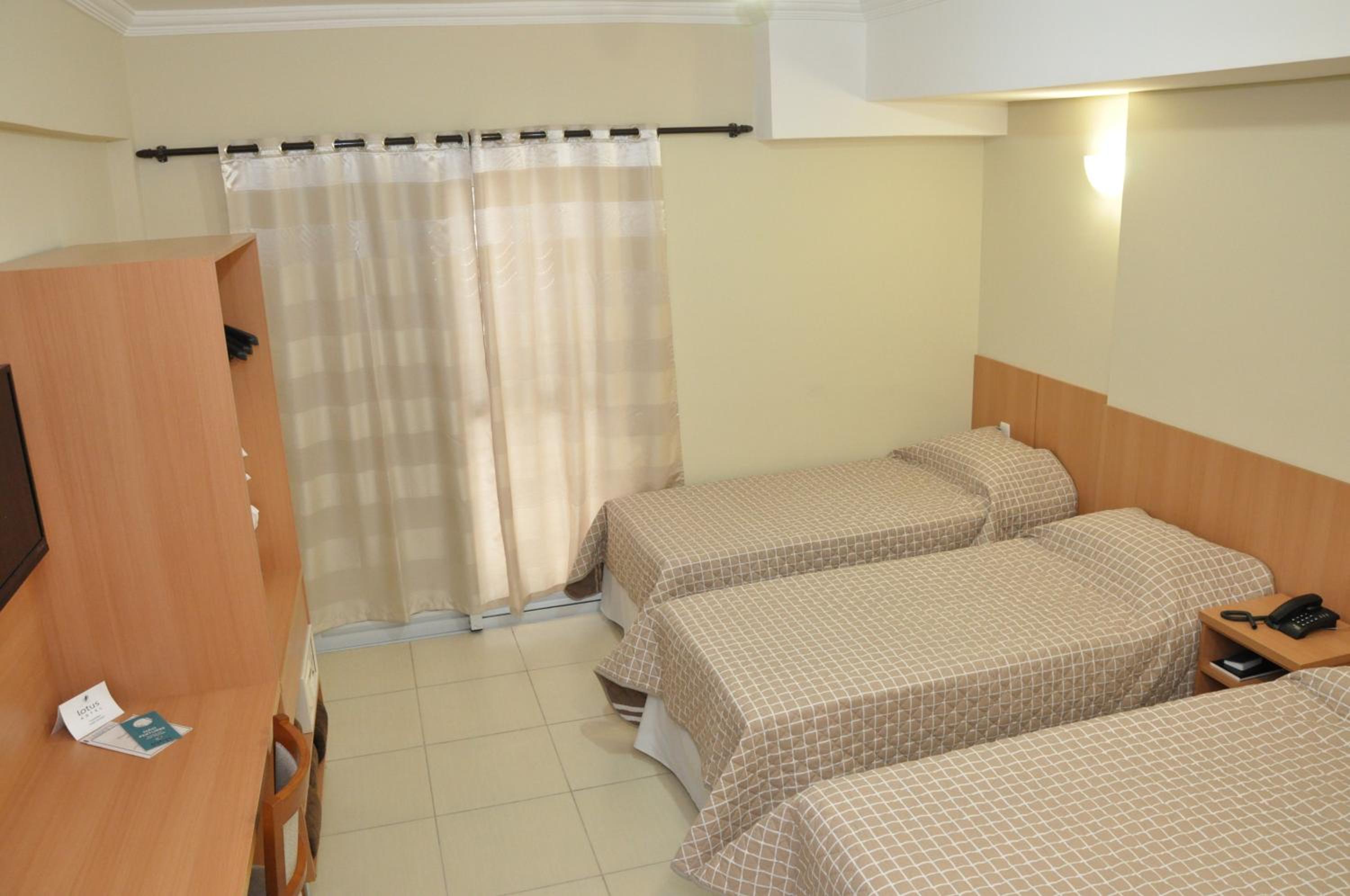 Luxury Triple Room photo 2