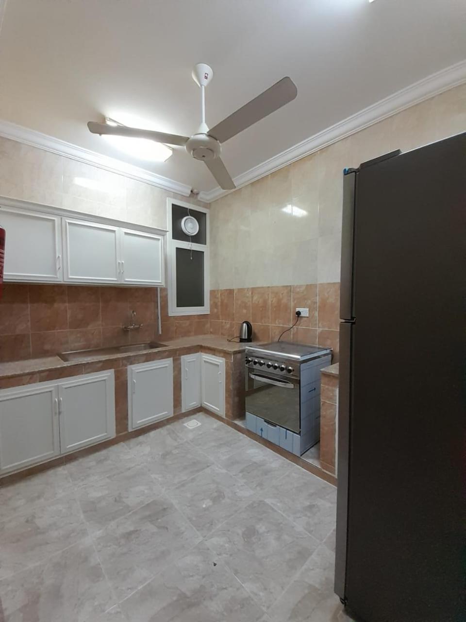 Two-Bedroom Apartment - Photo 18