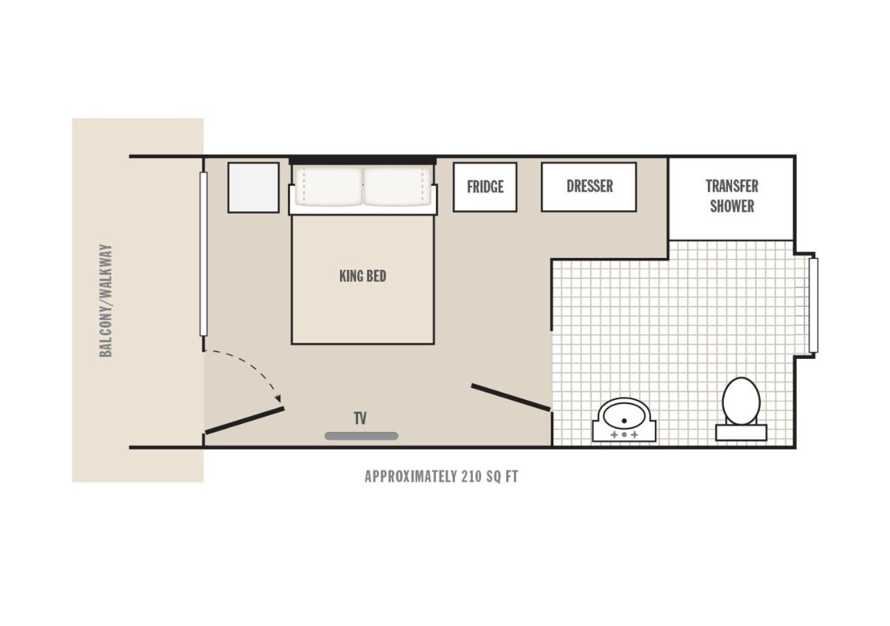 King Room with Roll-In Shower - Disability Access photo 3