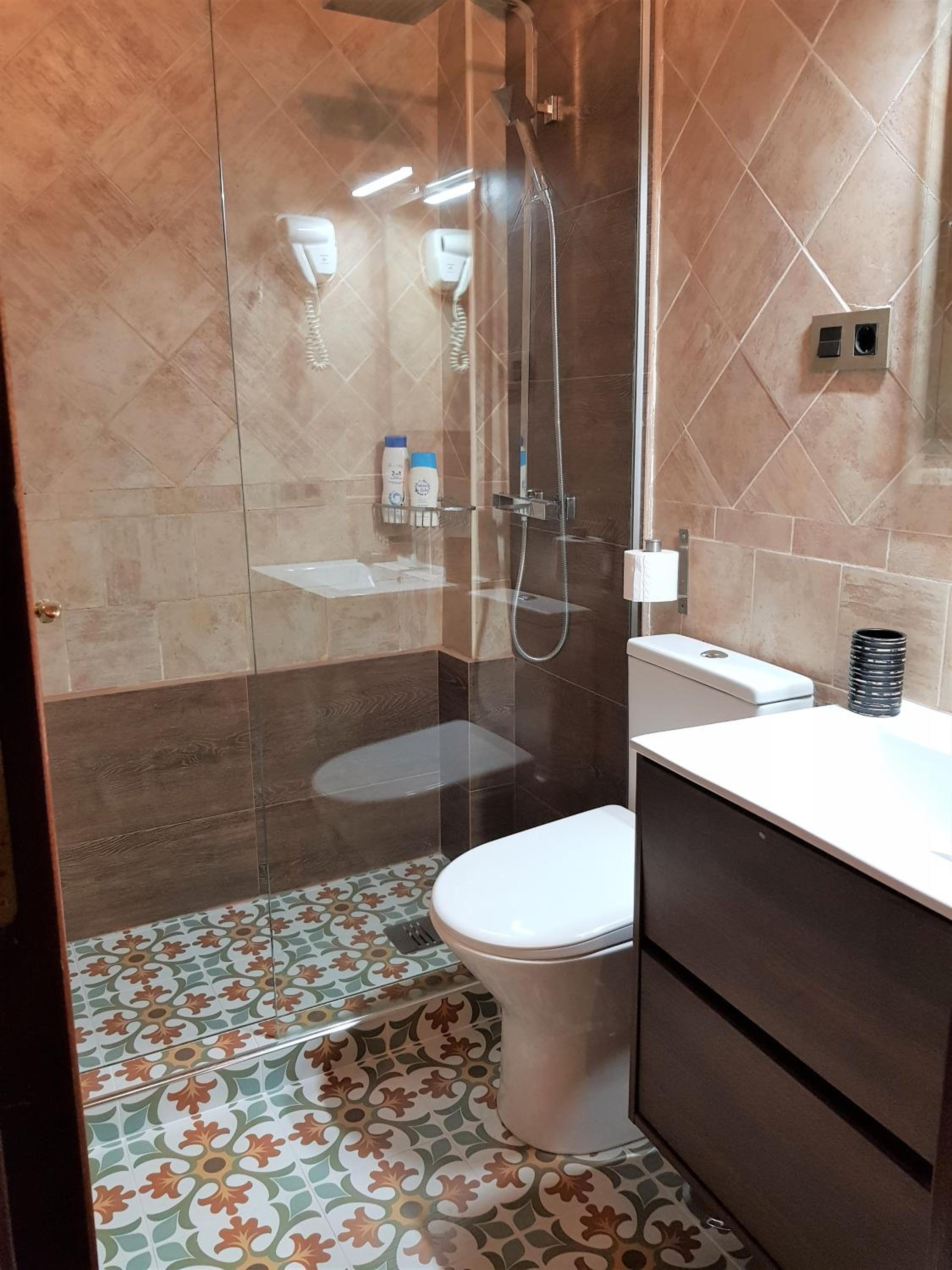 Apartment - Photo 2