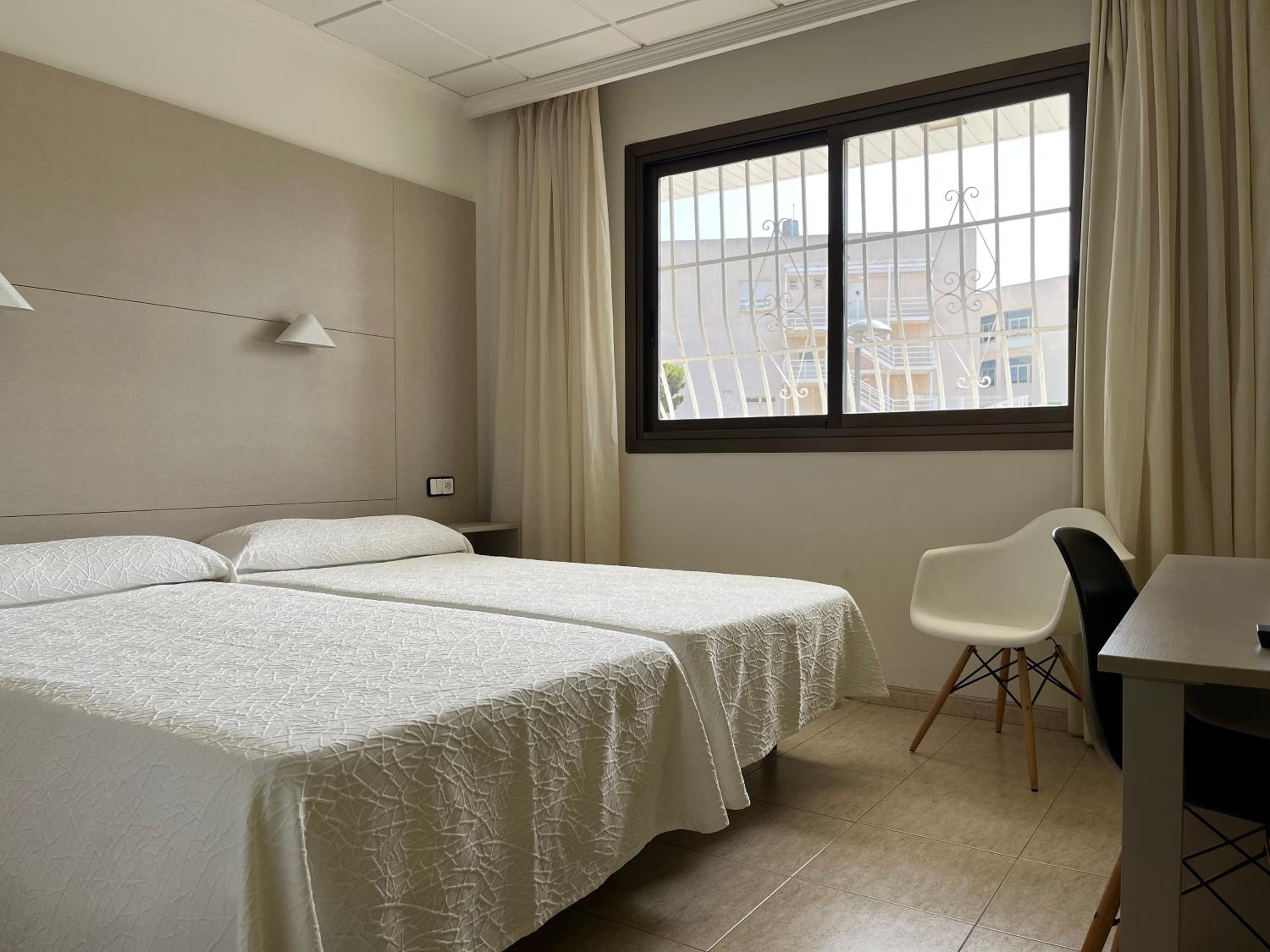 Single Room photo 2