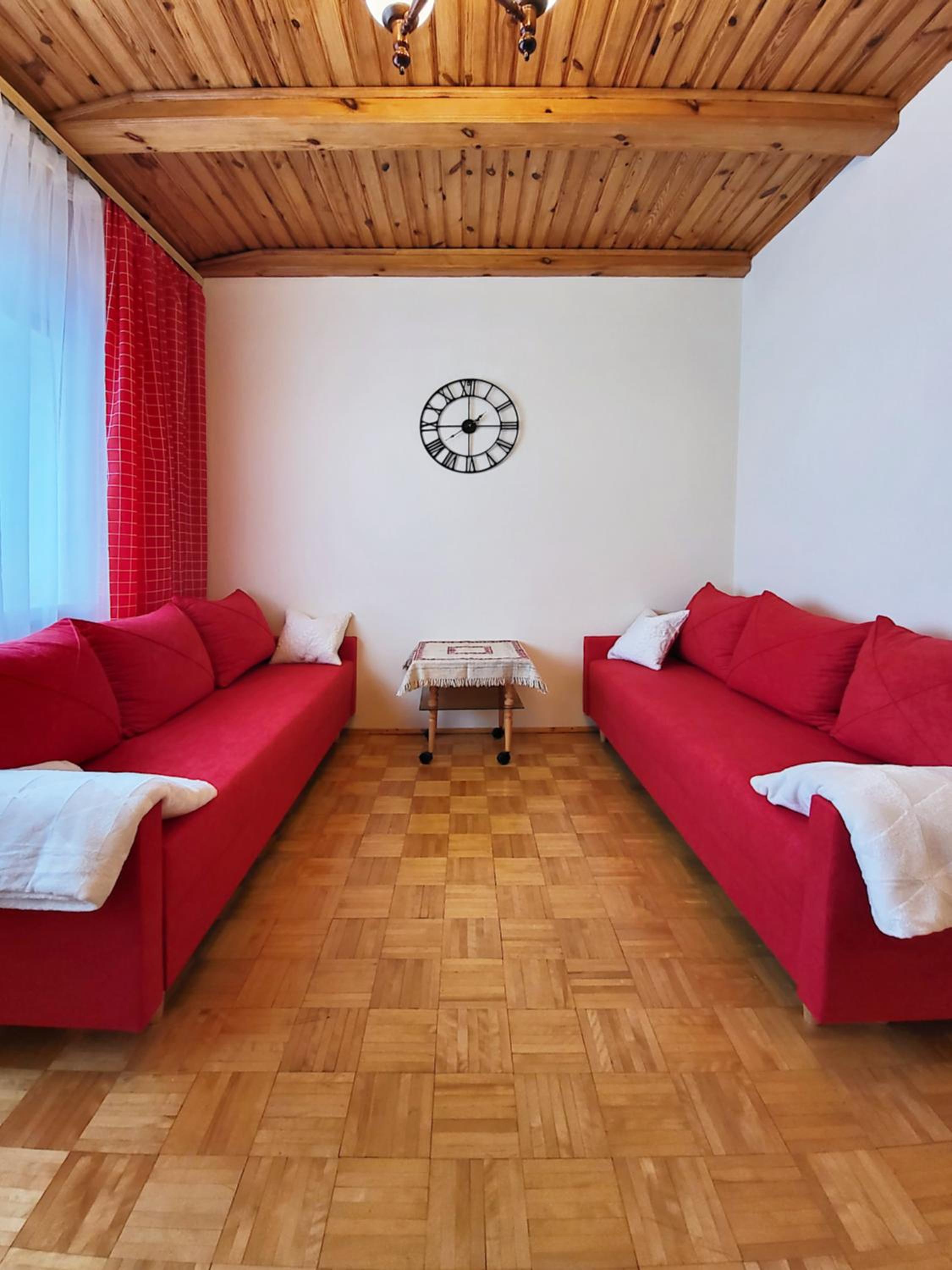 Family Room - Photo 16