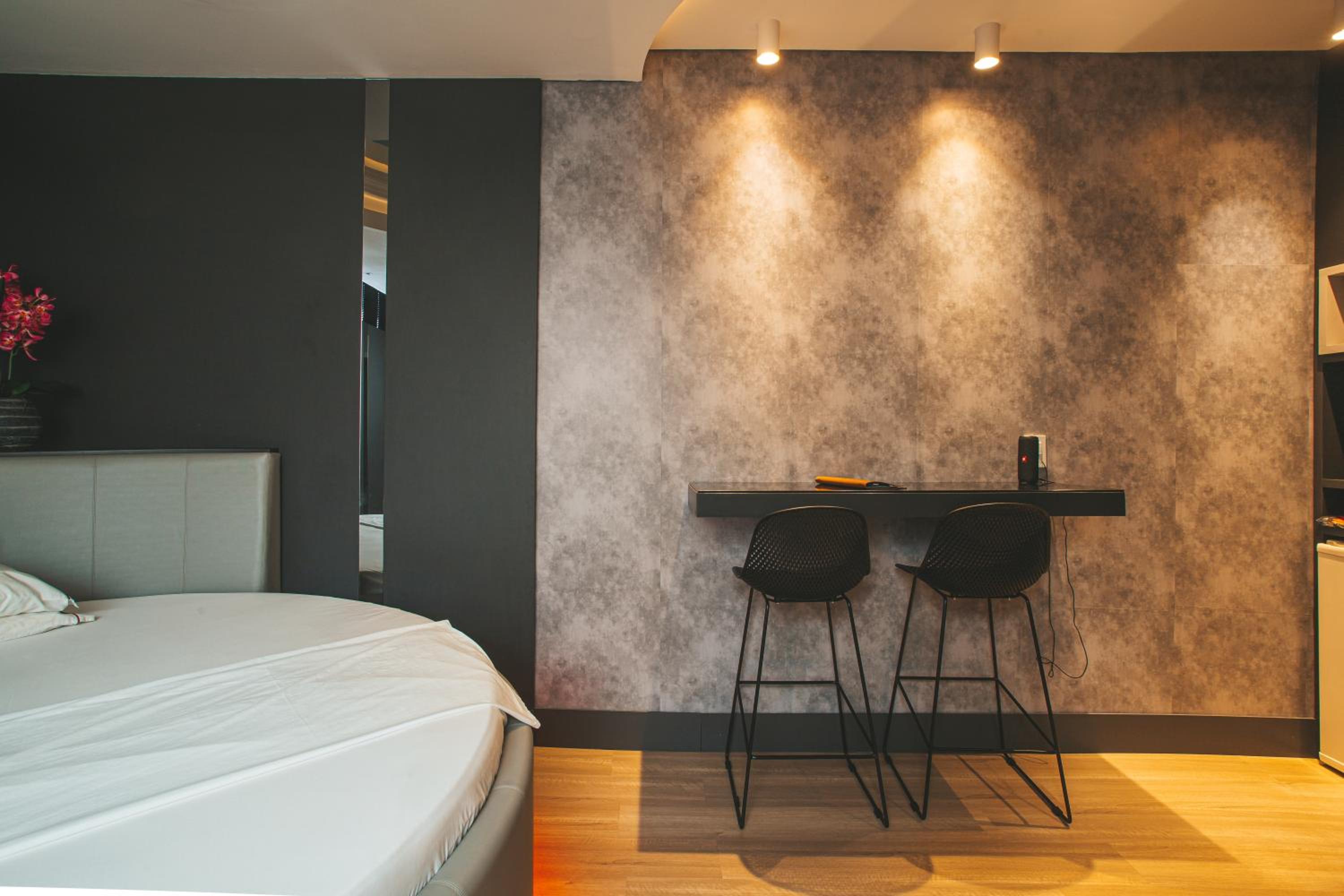 Suite With Spa Bath photo 3