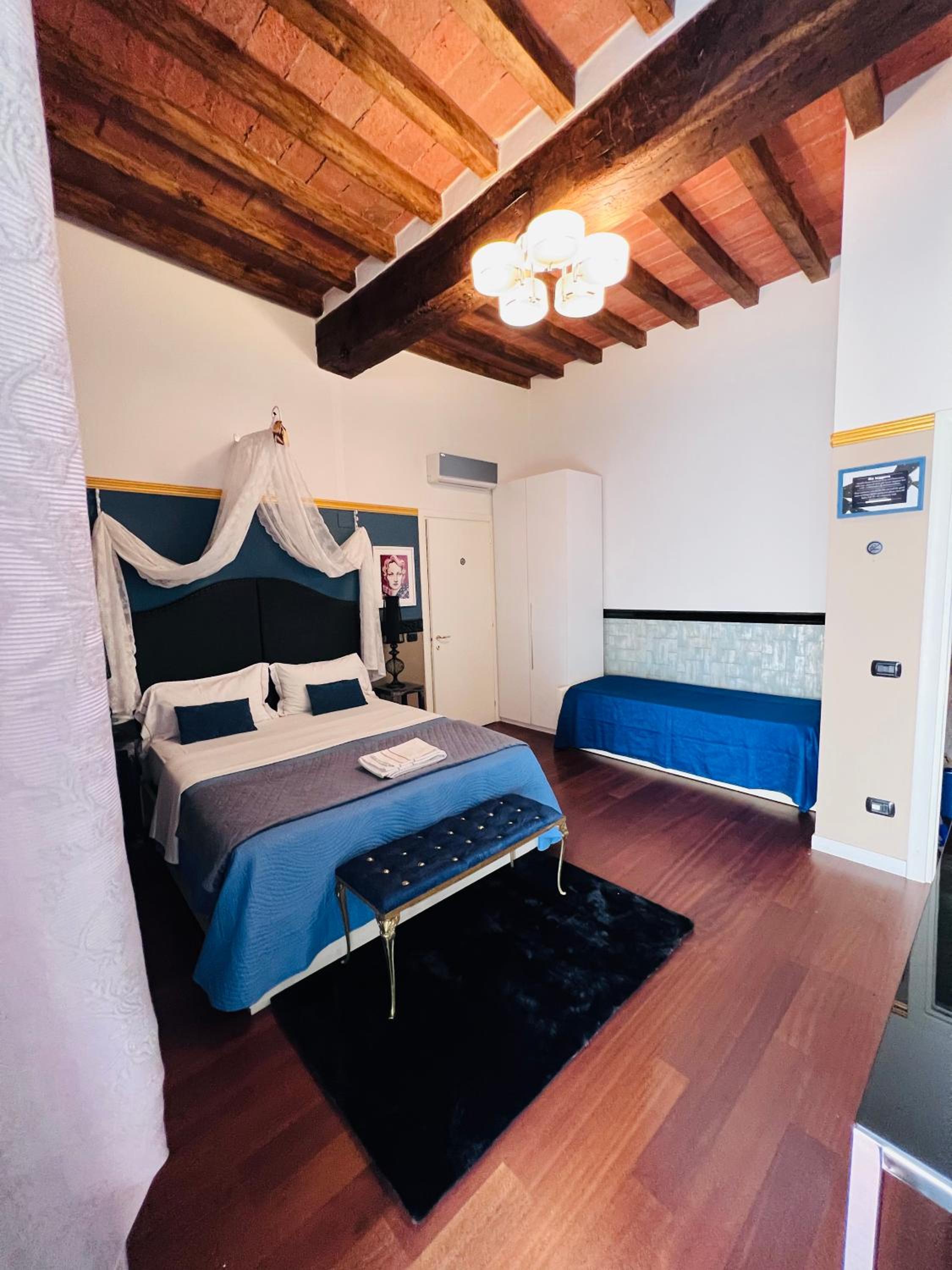 Double Room with Balcony photo 1