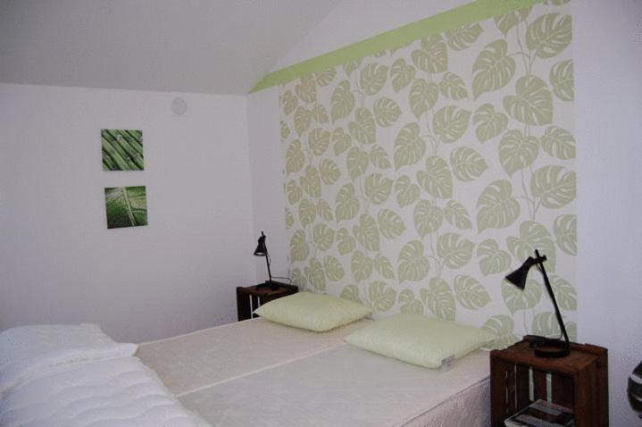 Double Room with Shared Bathroom photo 1