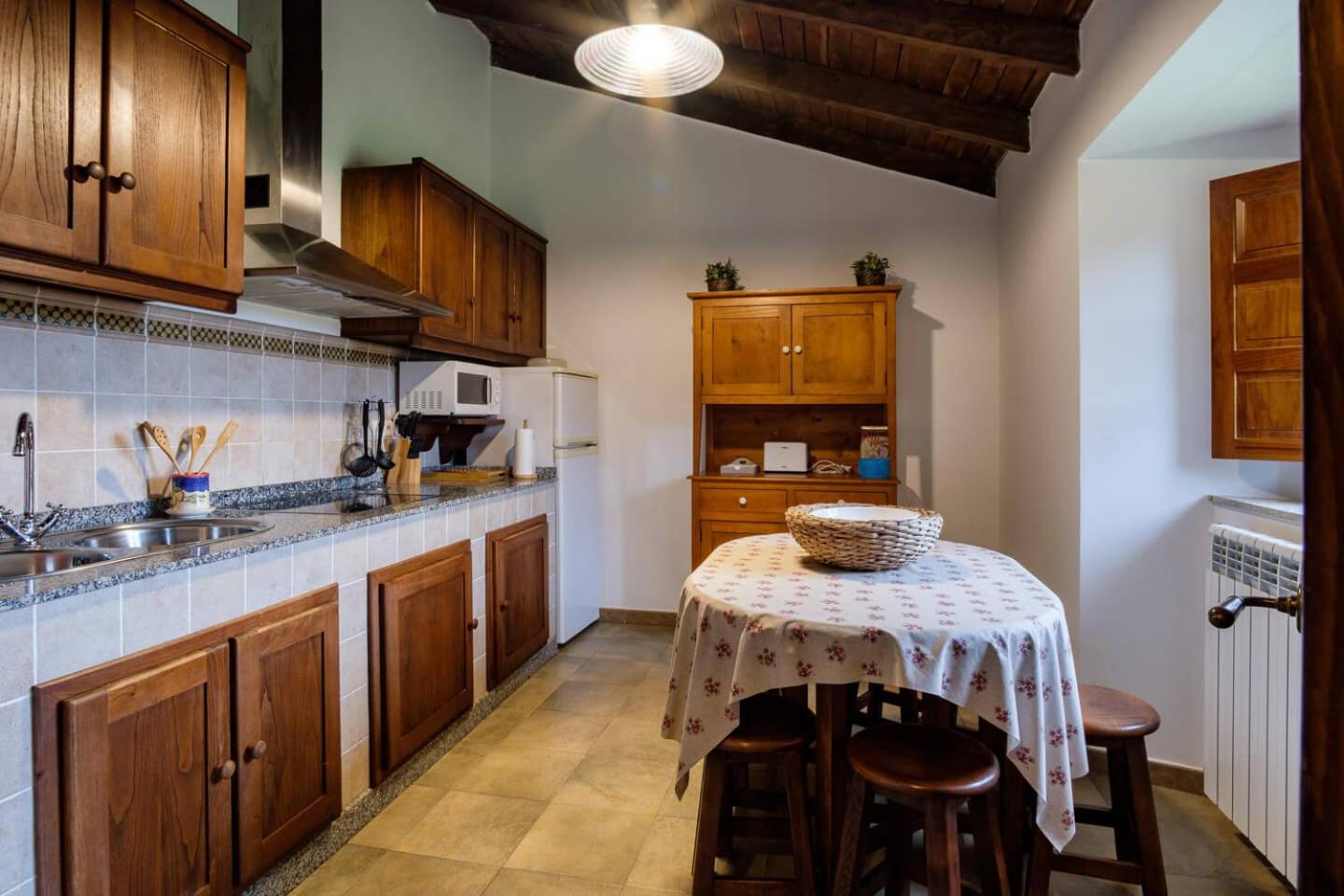 Three-Bedroom House photo 2