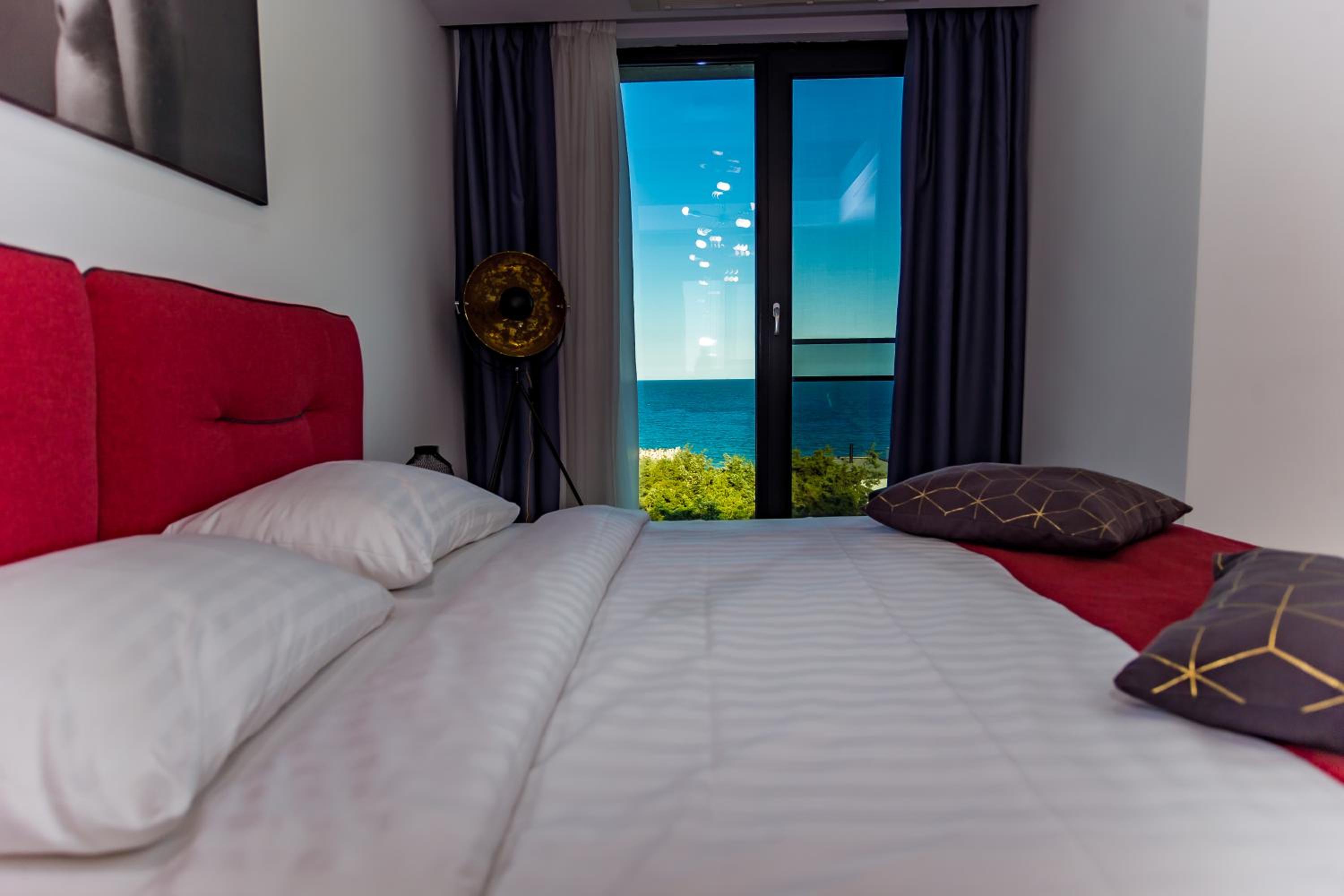 Two-Bedroom Luxury Apartment Sea View photo 3