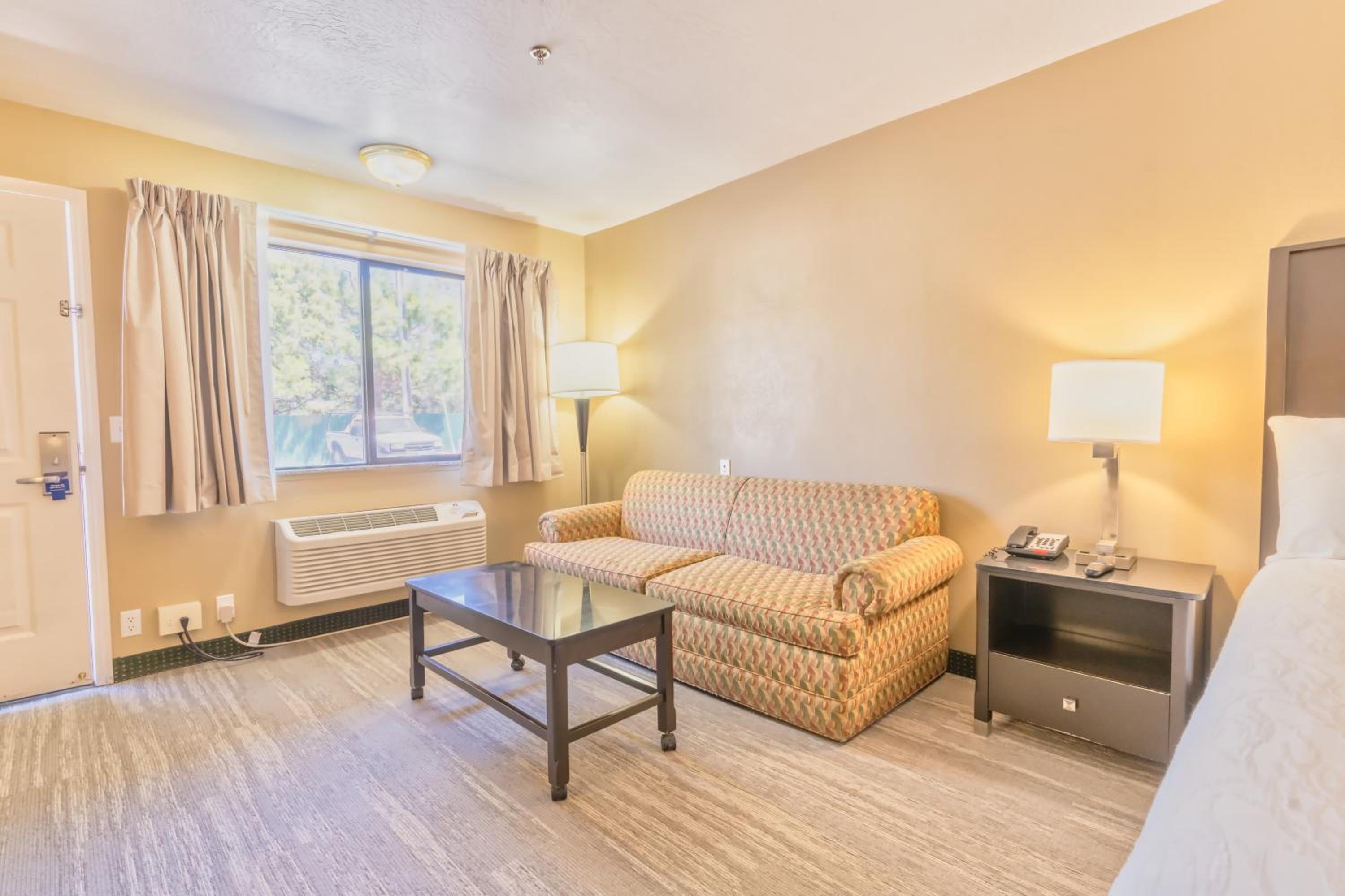 King Room - Disability Access photo 1