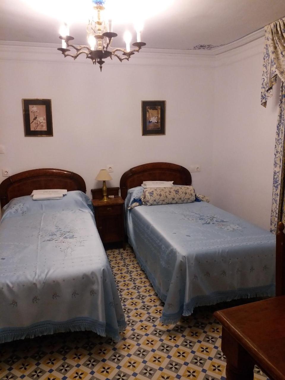 Habitación Doble con Baño Privado