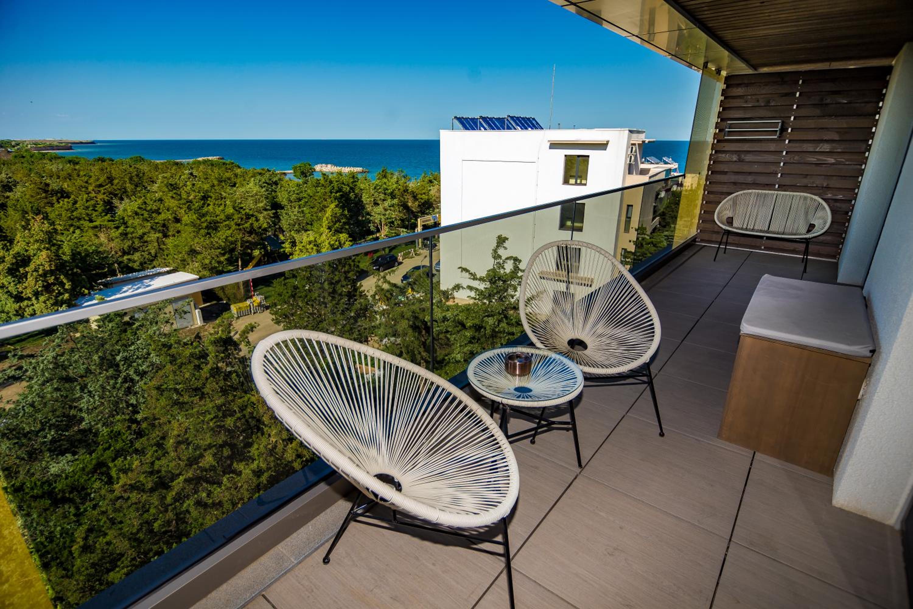 One-Bedroom Superior Apartment Lateral Sea View - Photo 26