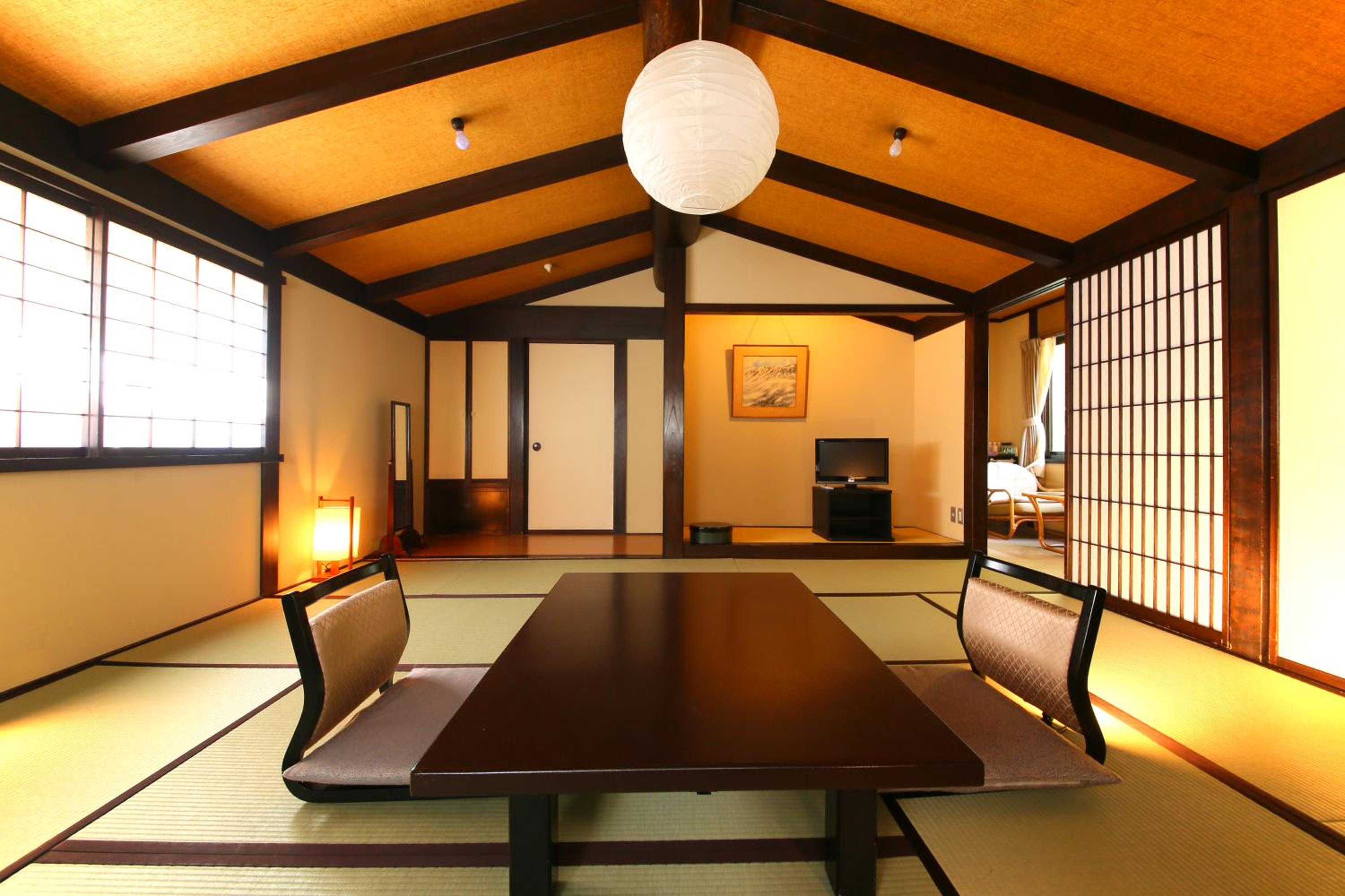 Standard Family Room photo 3