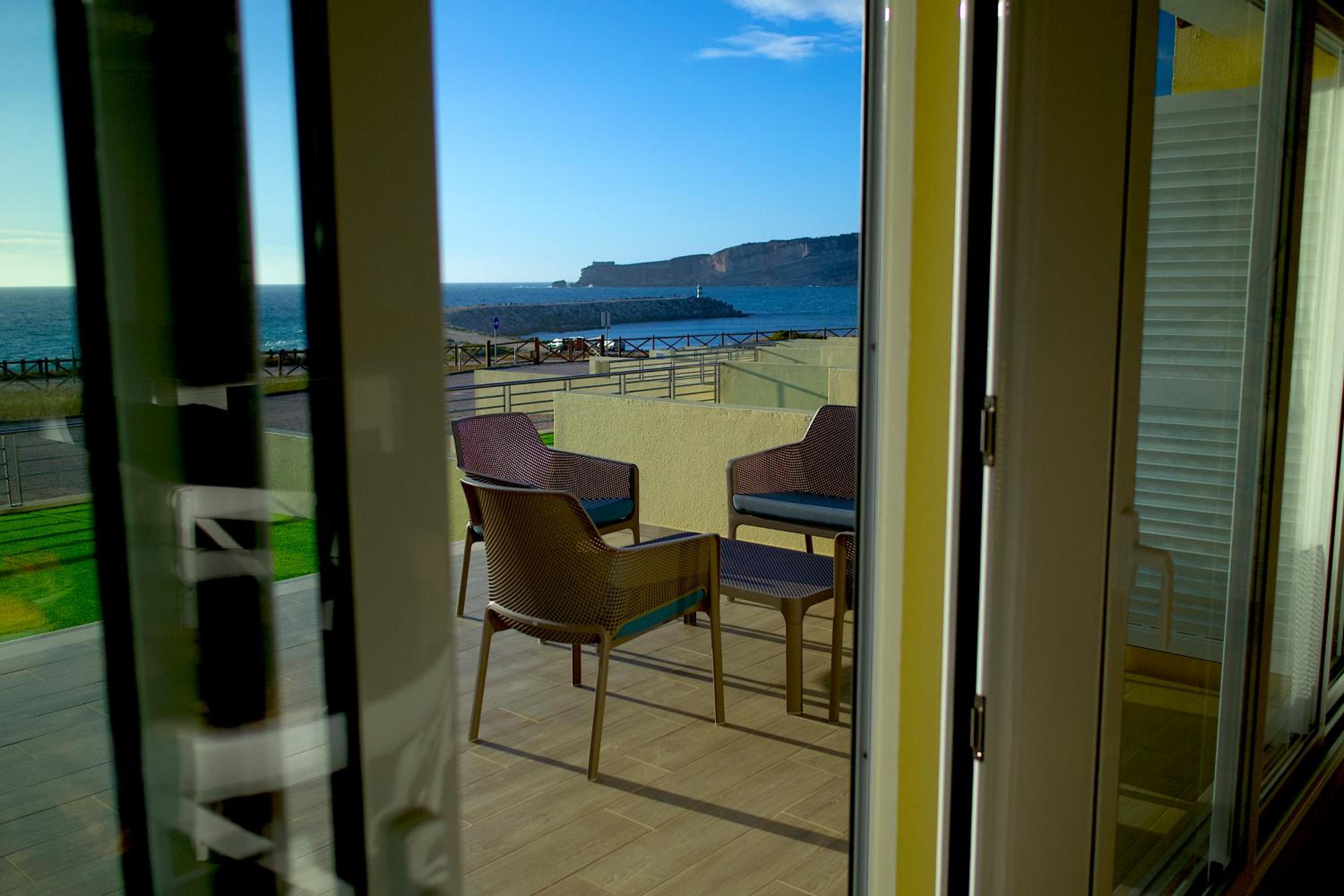 Villa - Beach Front - Photo 6