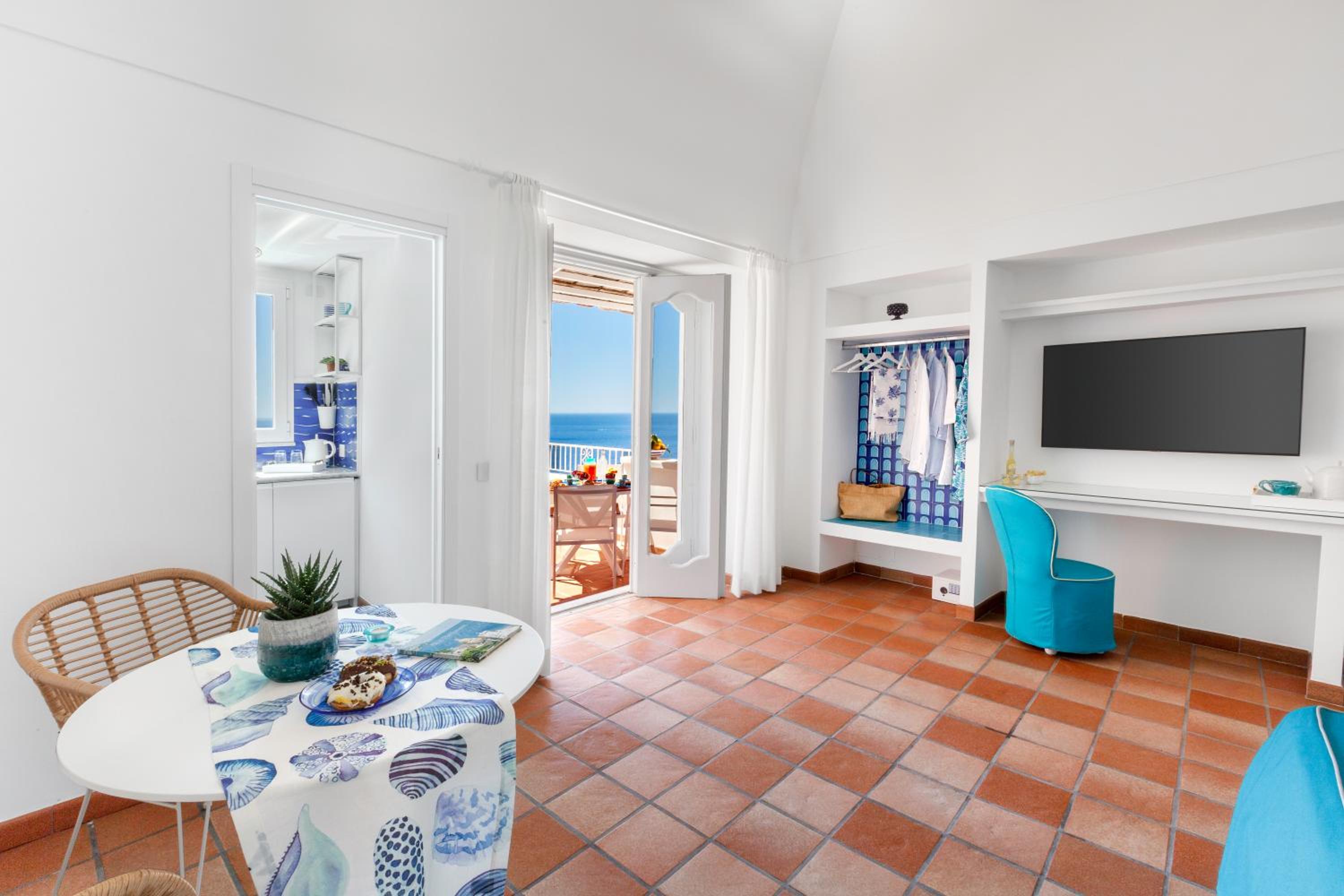 Suite with Spa Bath