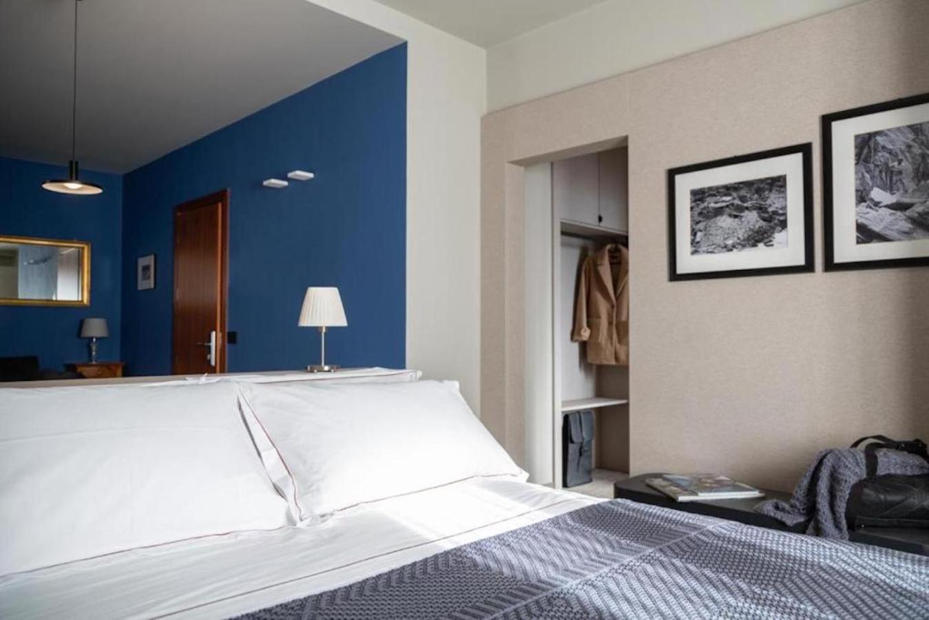 Deluxe Double Room with Balcony and Mountain View - Photo 5