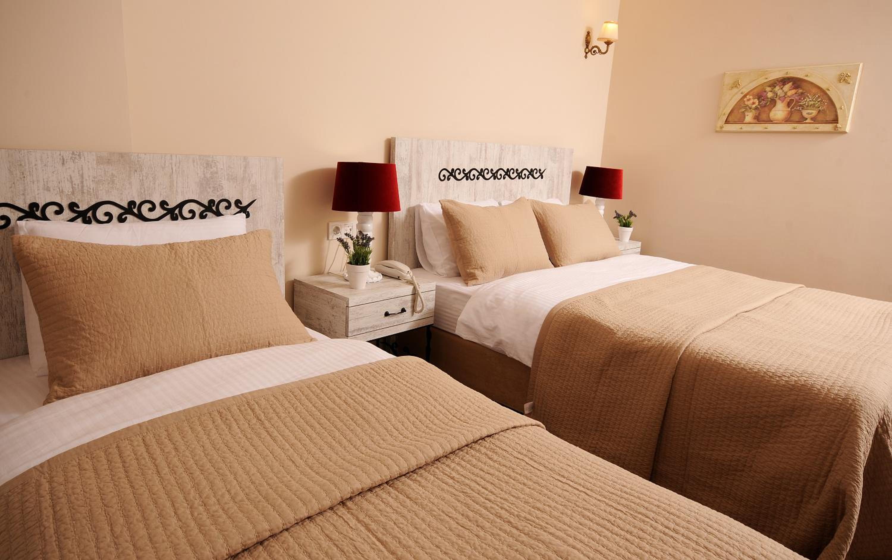 Standard Triple Room - Photo 9