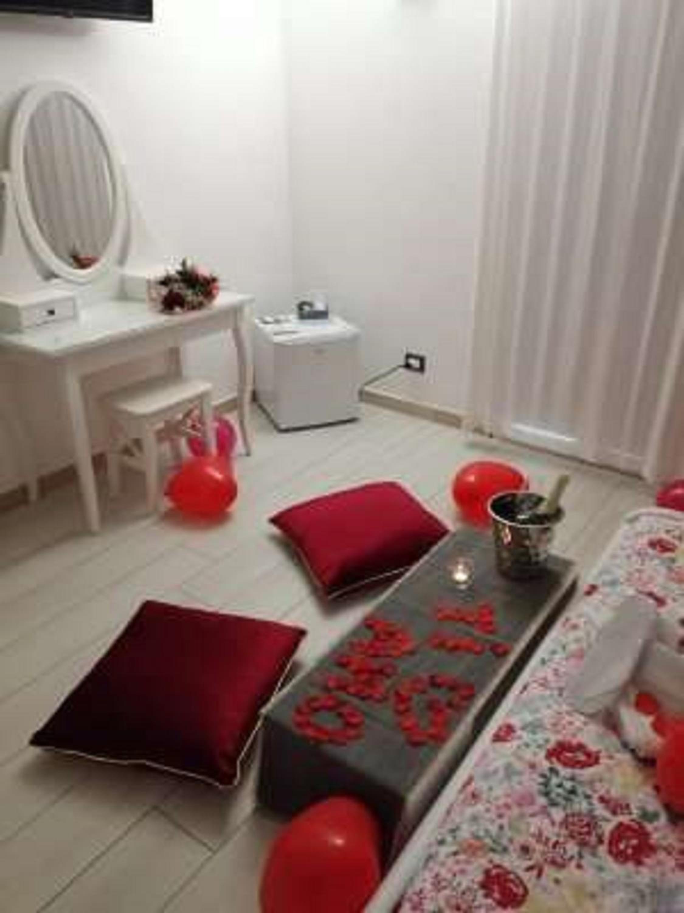 King Room with Spa Bath - Photo 15