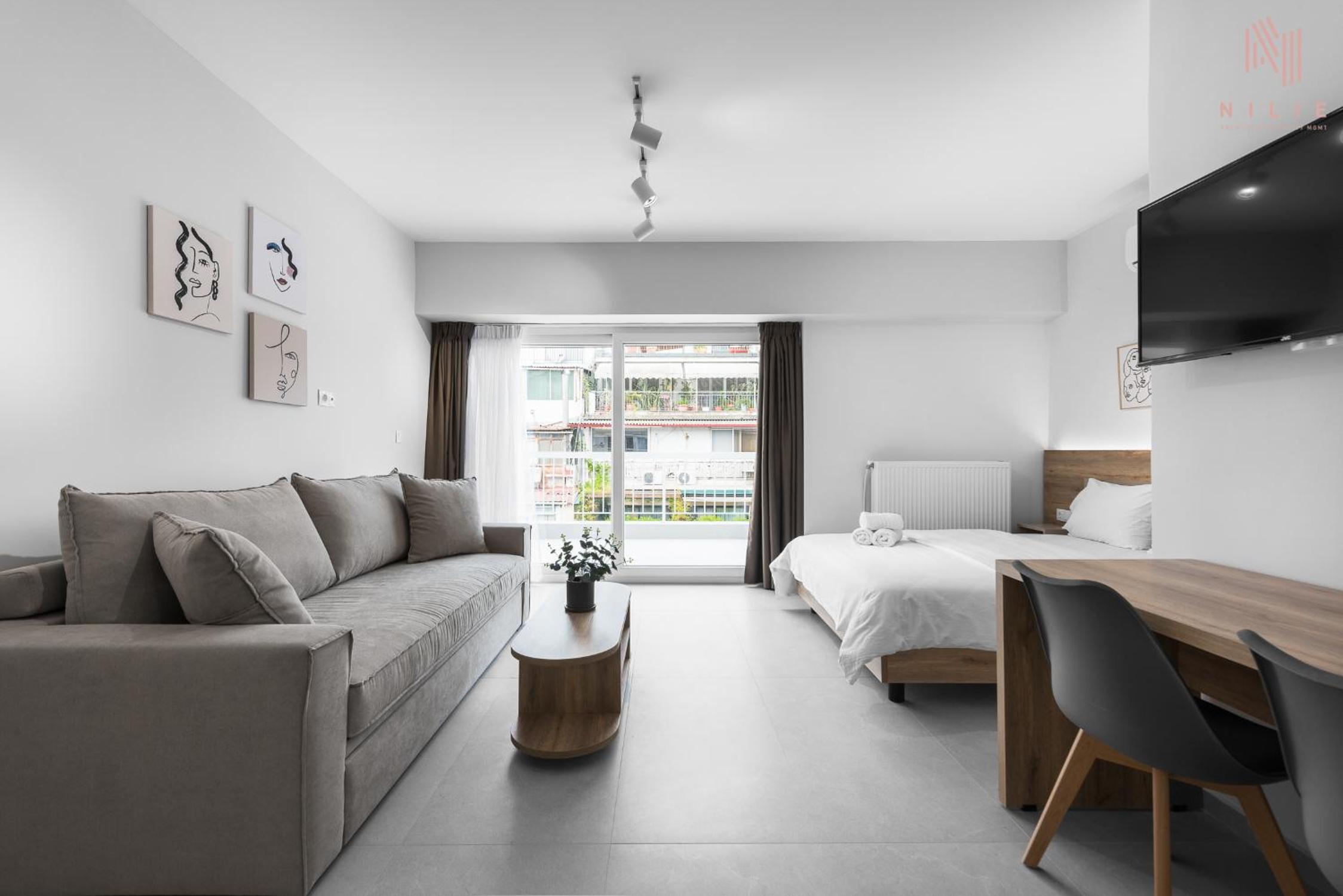 Studio Apartment with Balcony