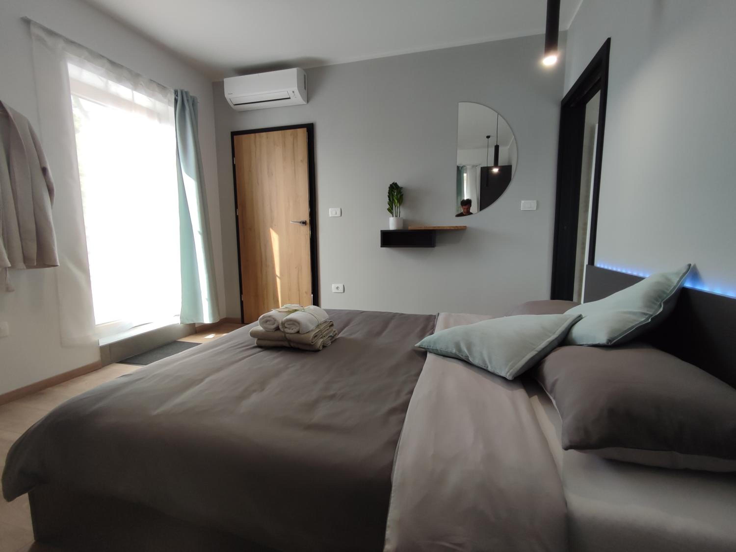 One-Bedroom Apartment with Sauna and Hot Tub - Photo 8