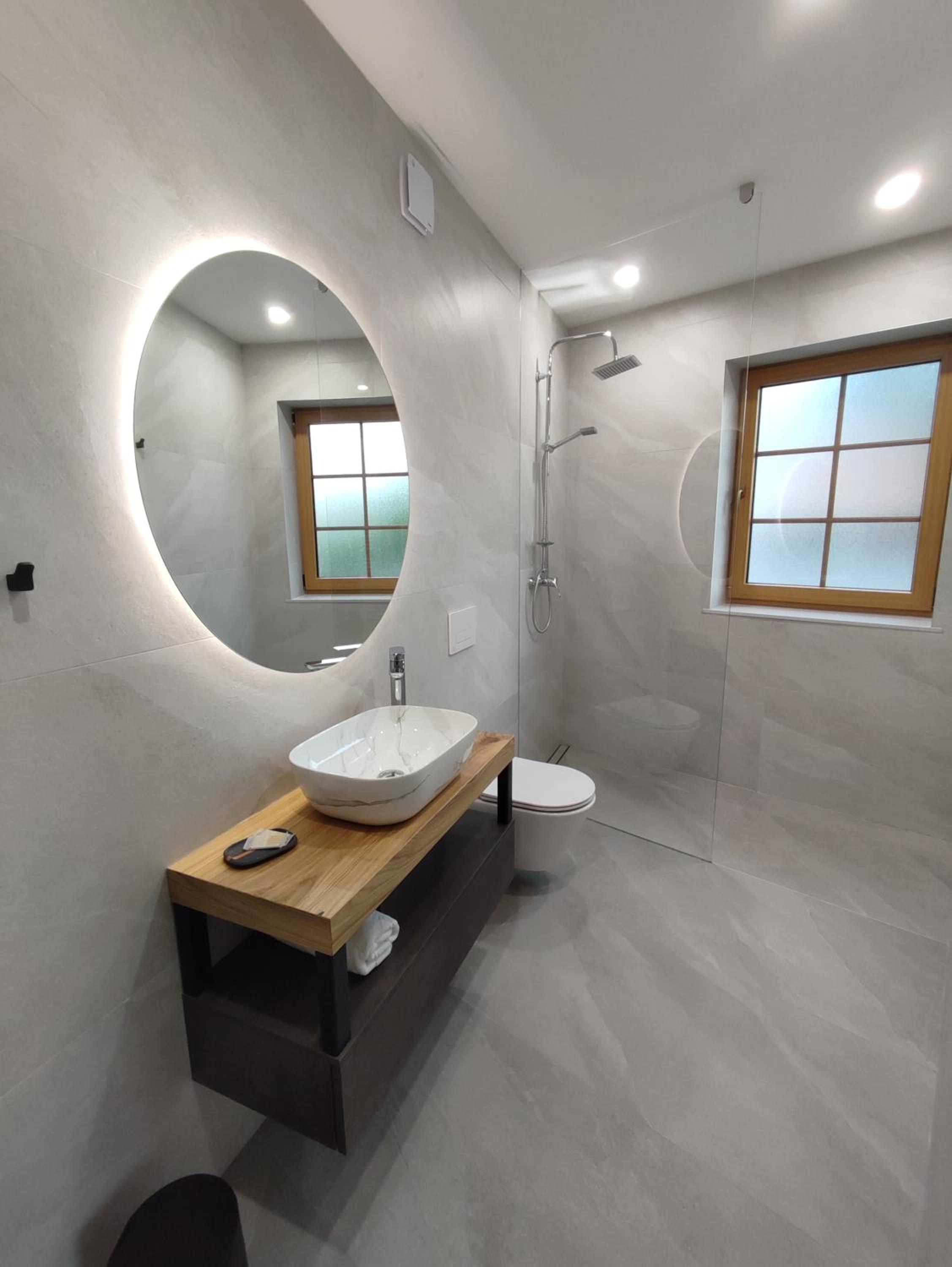 One-Bedroom Apartment with Sauna and Hot Tub - Photo 13
