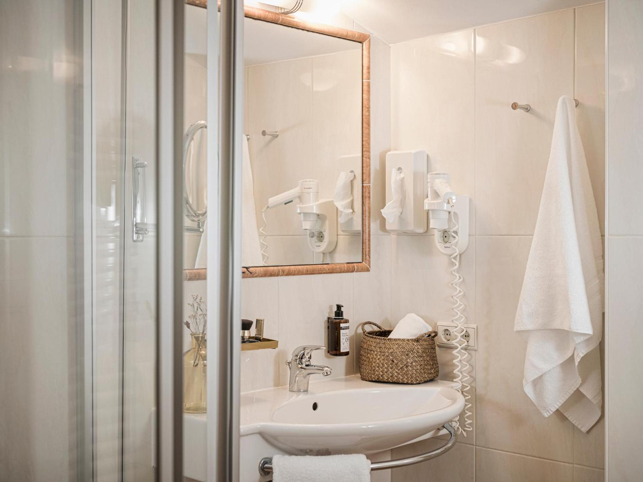 Superior Double Room - Photo 5
