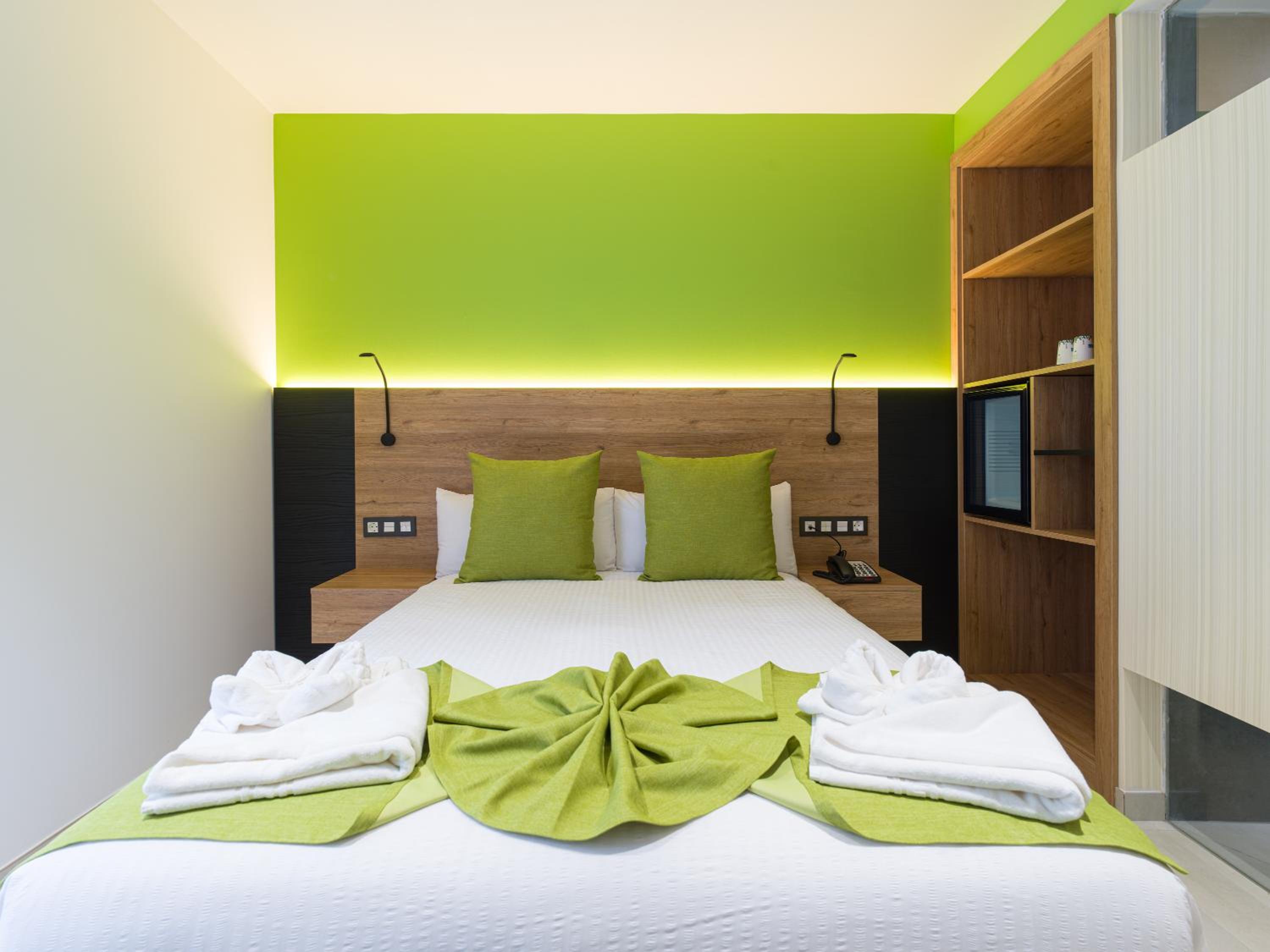 Standard Double Room - Photo 2