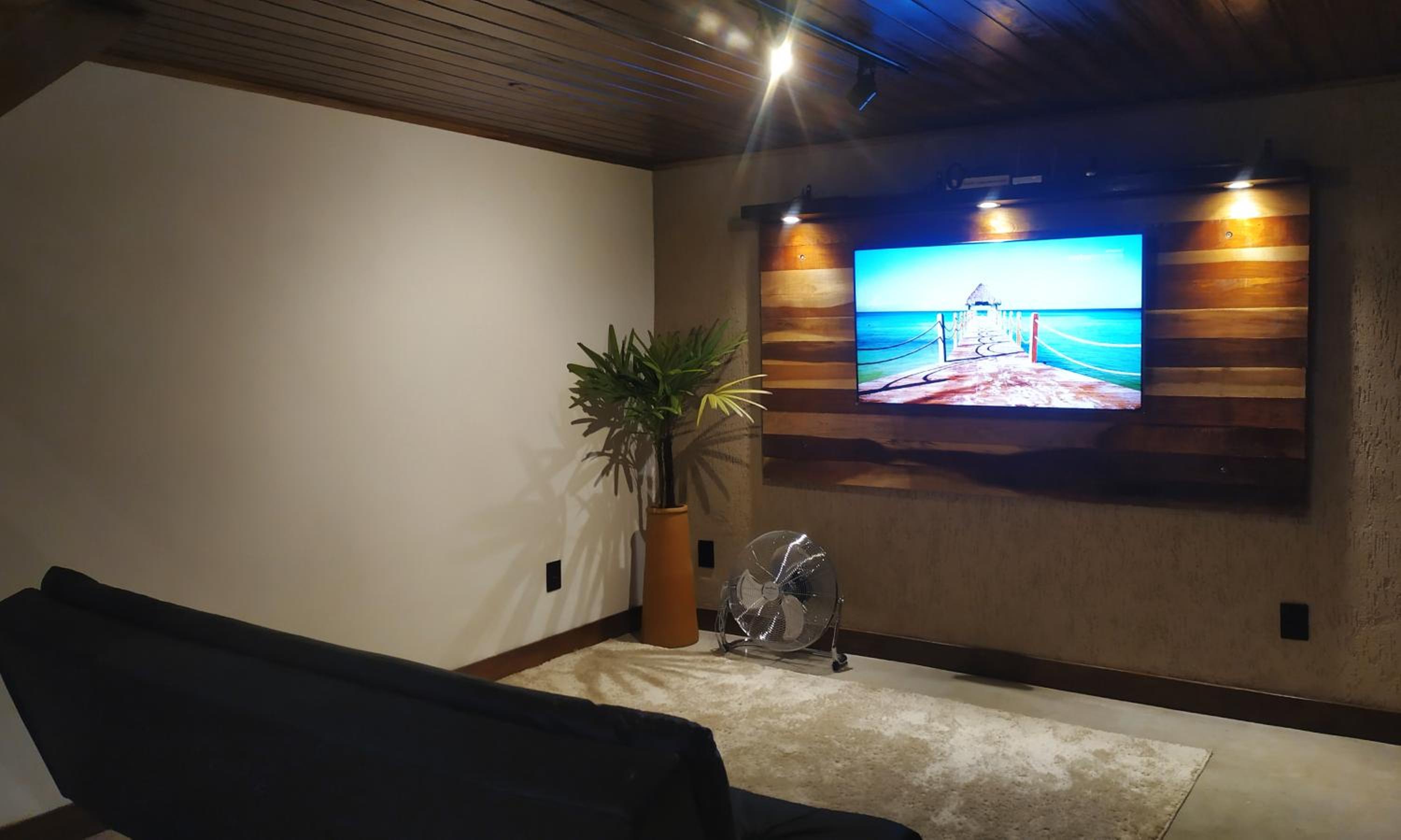 Loft 1 photo 1