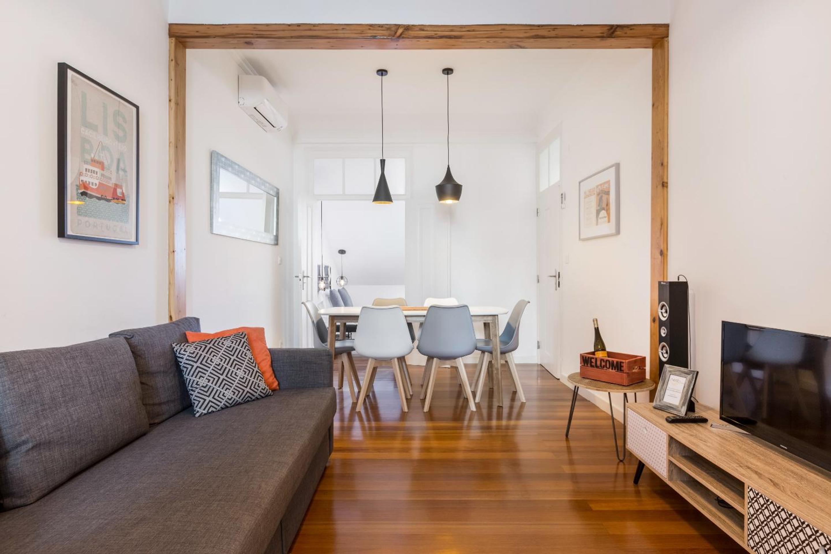Three-Bedroom Apartment photo 1
