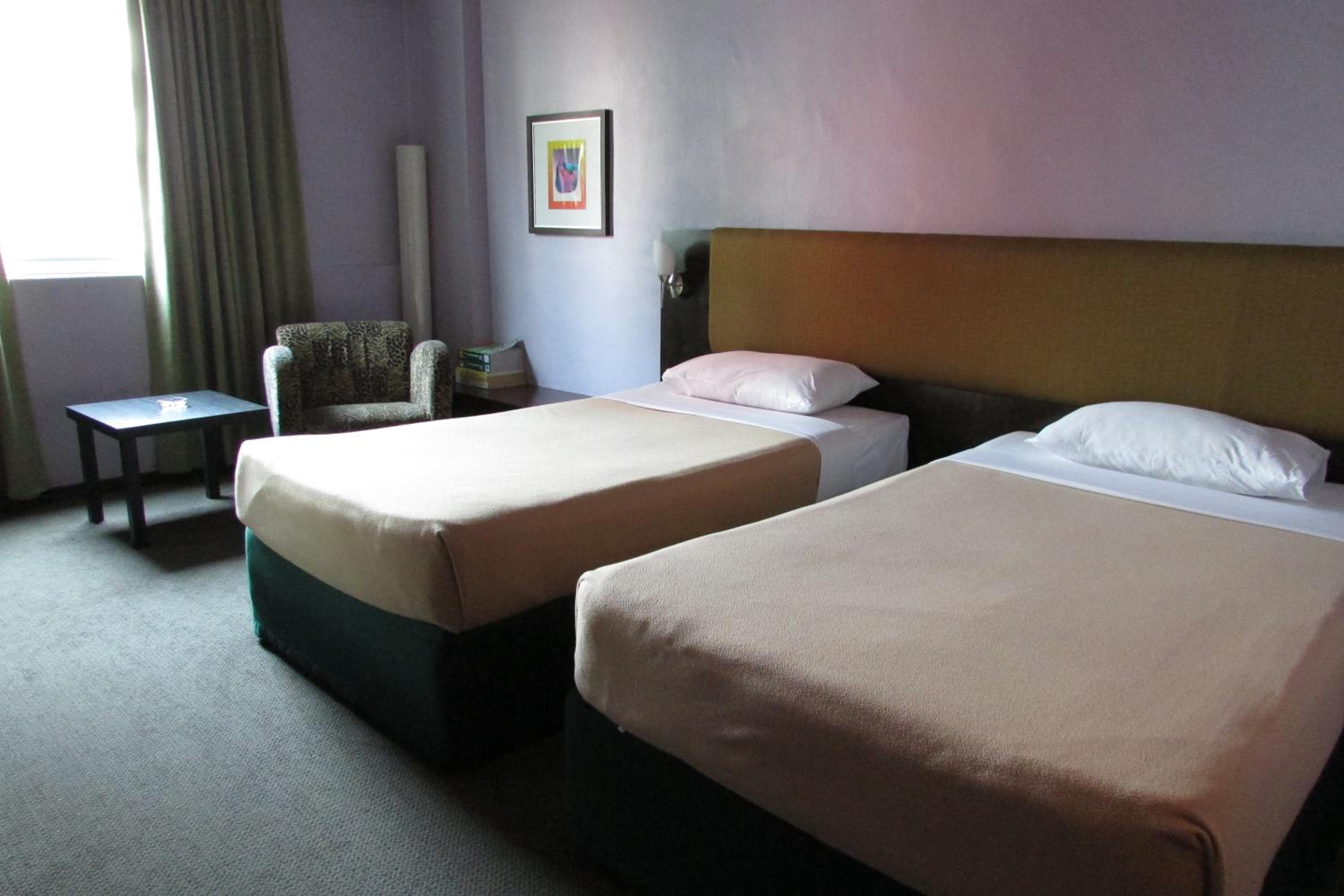 Standard Twin Room photo 2